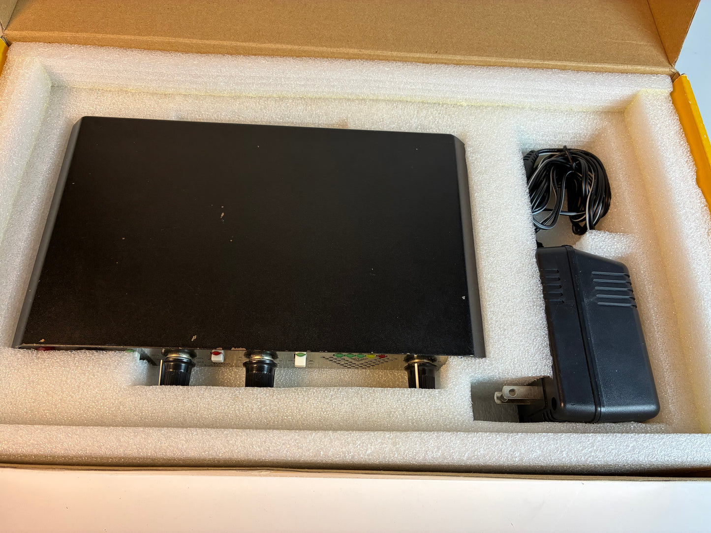 Studio Projects VTB1 Tube Microphone Preamp - With Box and Power Supply