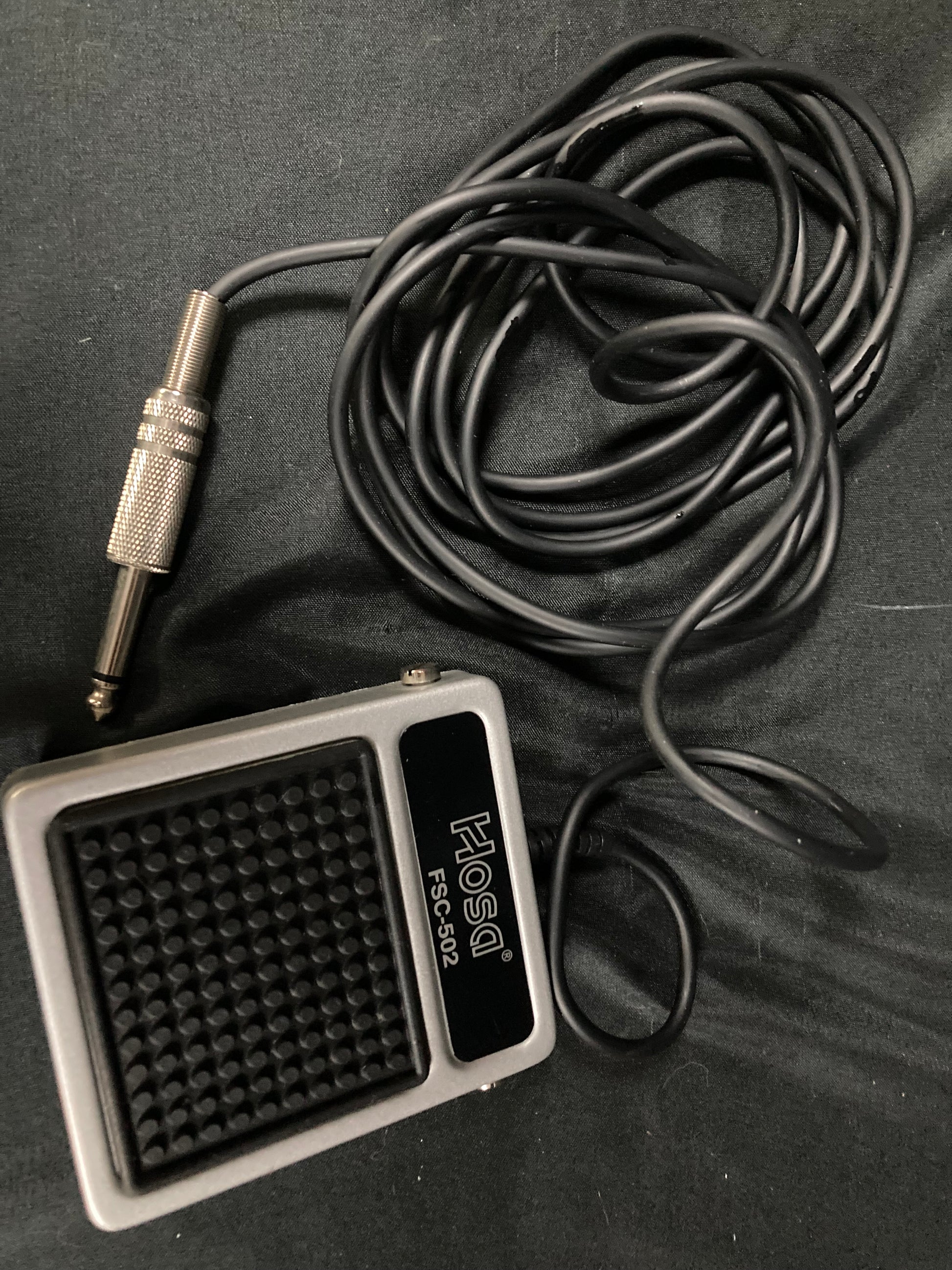 Hosa FSC-502 Momentary Open 1/4 TS Non-Latching Footswitch