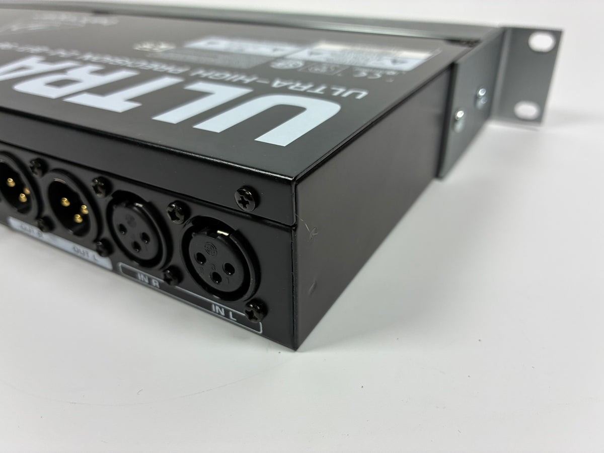 Behringer Ultracurve Pro DEQ2496 24-Bit Mastering Processor - Excellent Condition with Box