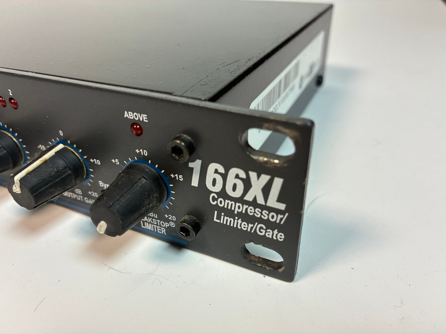 dbx 166XL Stereo Compressor / Limiter / Gate - Excellent Condition