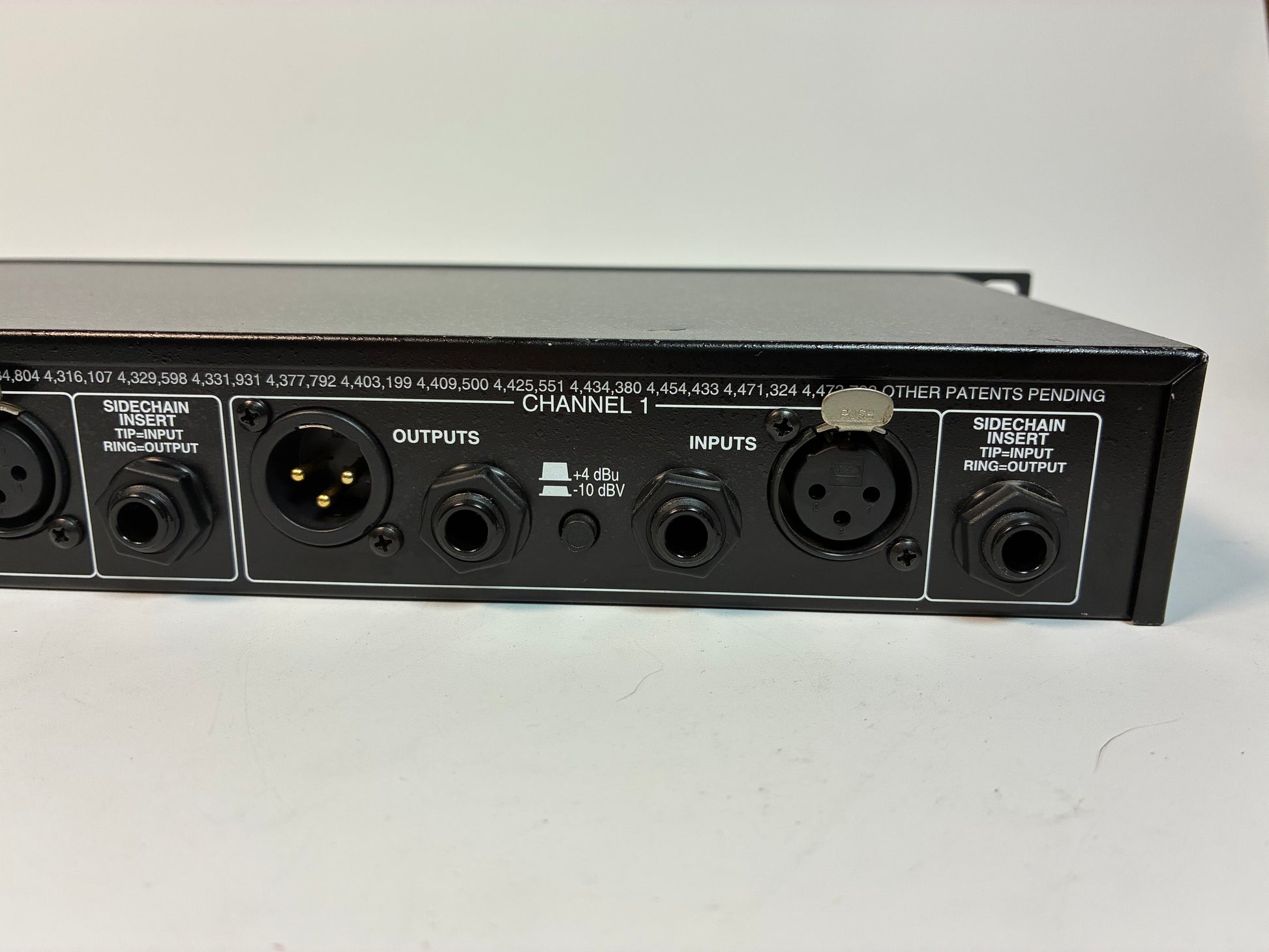 dbx 166XL Stereo Compressor / Limiter / Gate - Excellent Condition