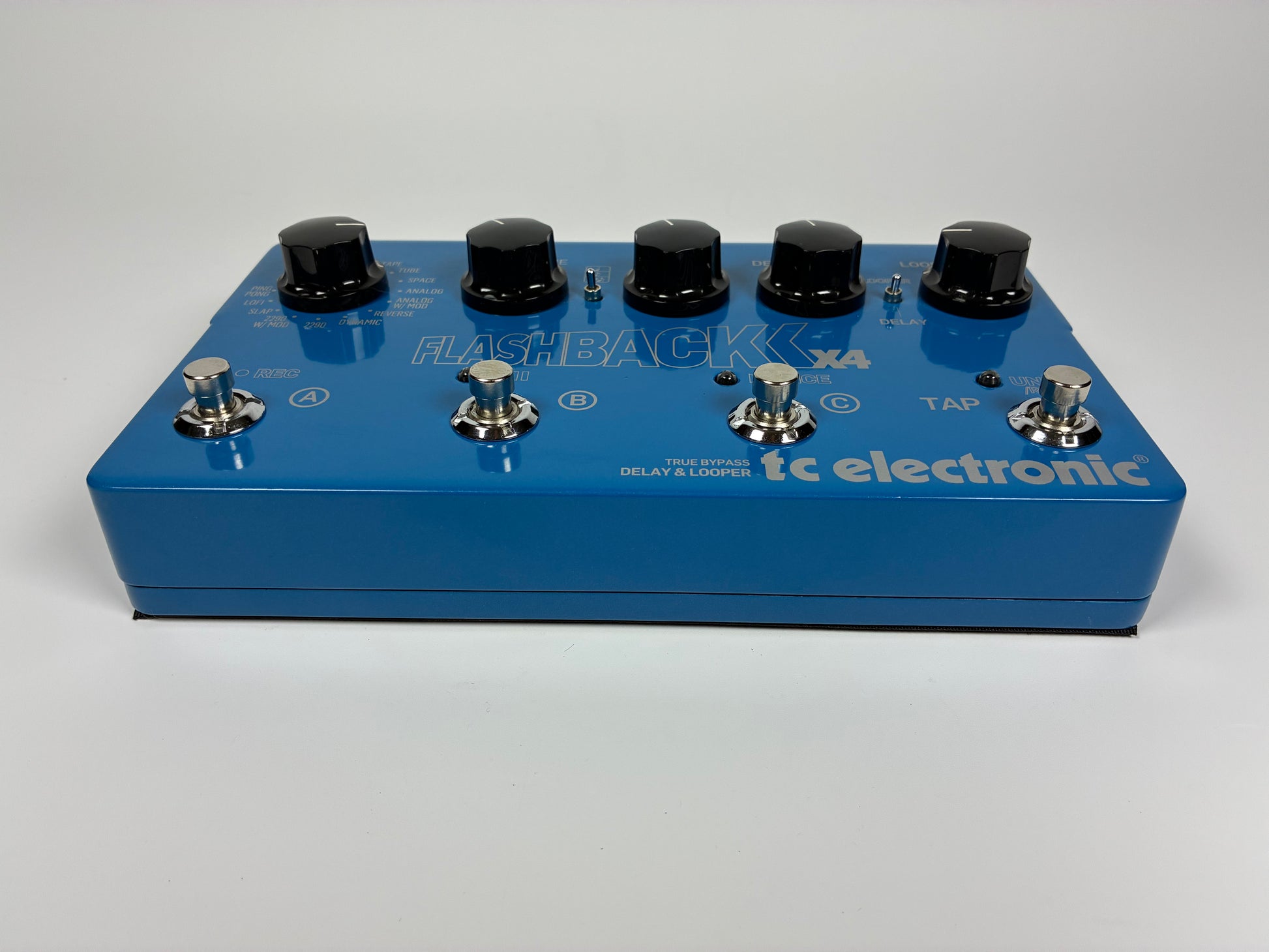 TC Electronic Flashback X4 Delay & Looper - Excellent Condition