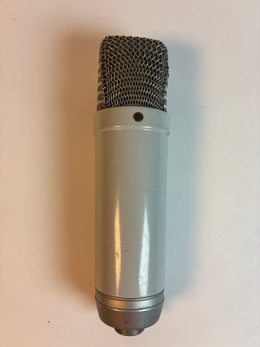 RODE NT1-A Large Diaphragm Cardioid Condenser Microphone