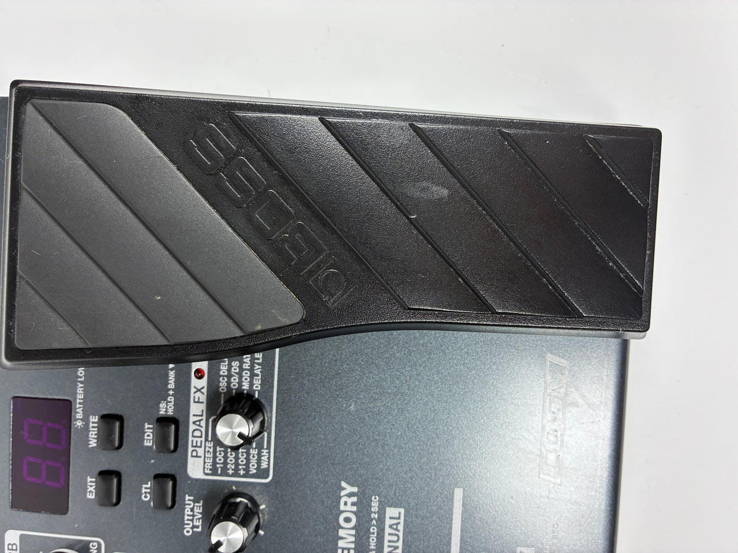 Boss ME-80 Multi-Effect Unit