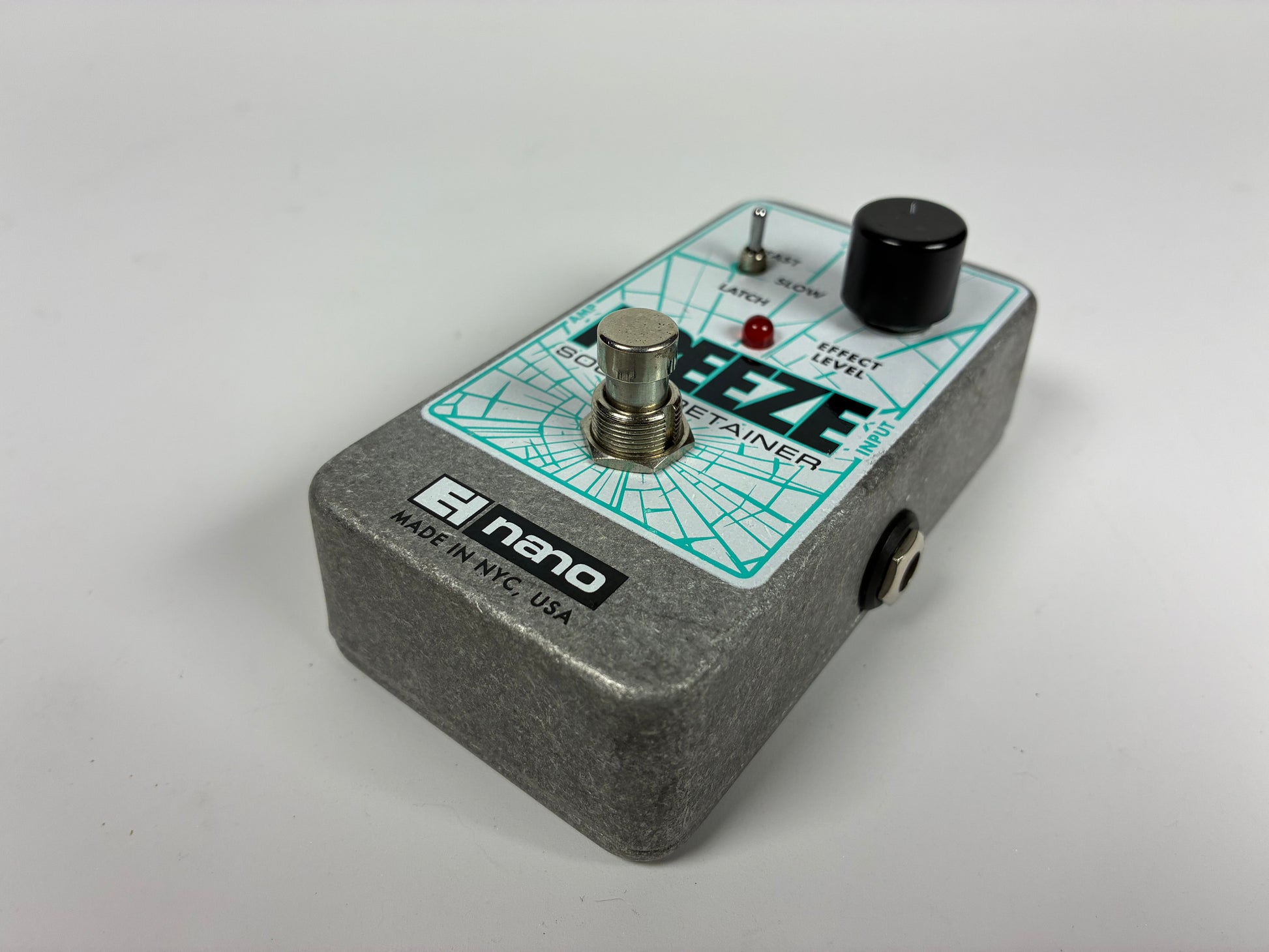 Electro-Harmonix Freeze Nano Sound Retainer Sustain Pedal