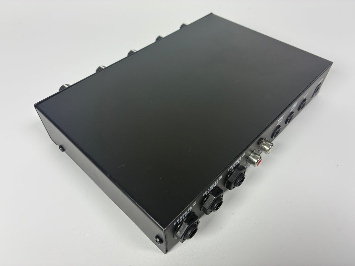 ARTcessories Head Amp V Five-Channel Headphone Mixer/Amplifier - Excellent Condition