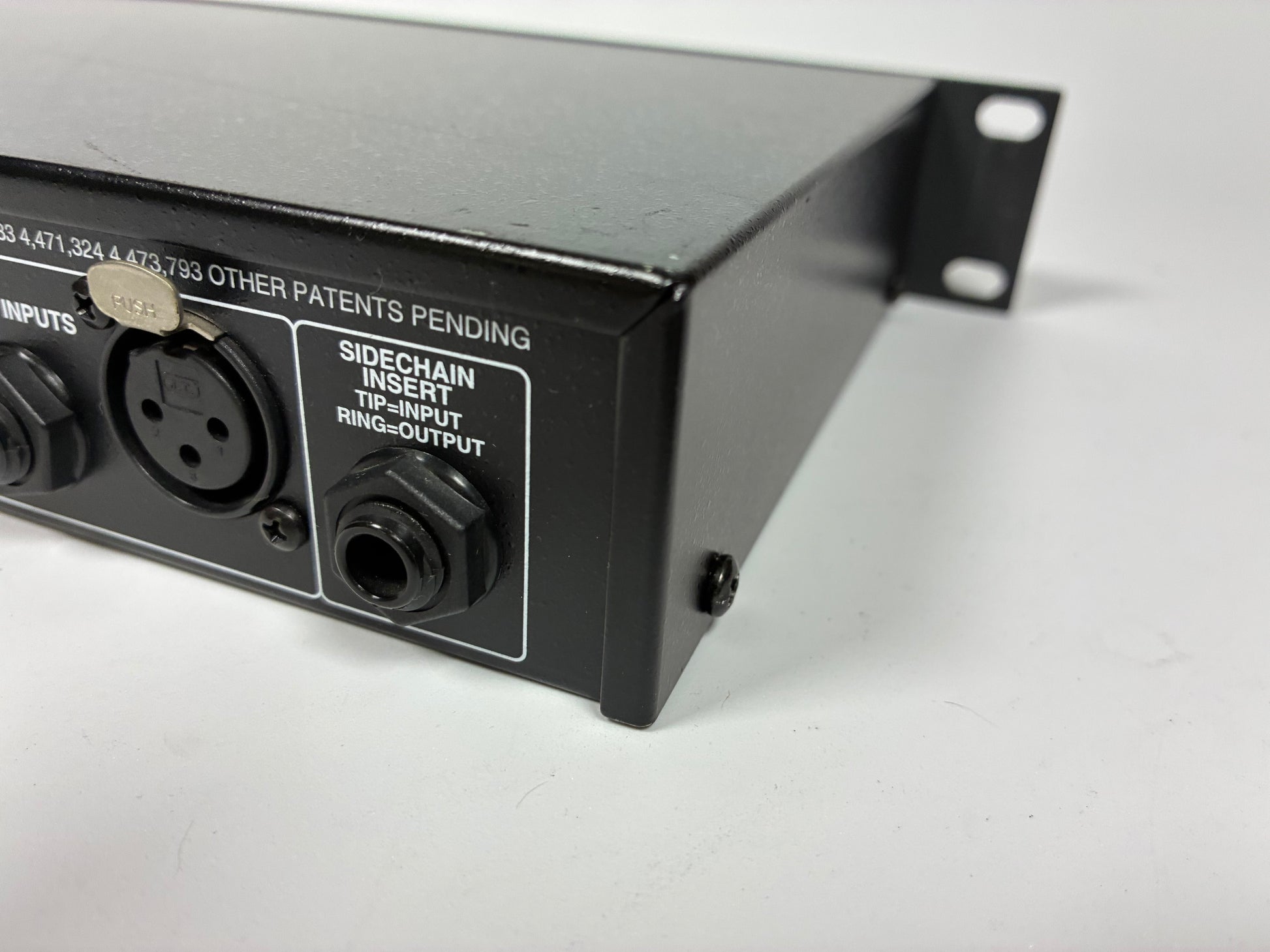 dbx 166XL Stereo Compressor / Limiter / Gate
