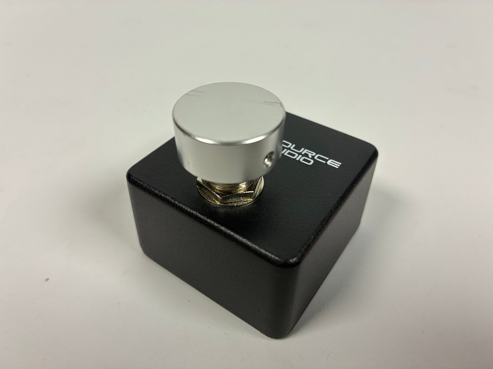 Source Audio SA167 Tap Tempo Footswitch  - Excellent with Box