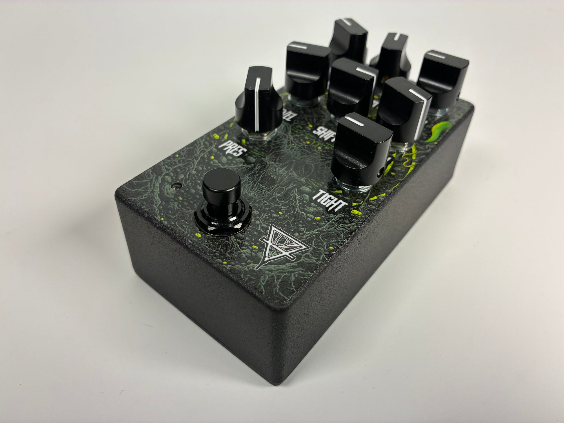 This Heavy Earth Fleshrot V2 - Like New with Box and Documents