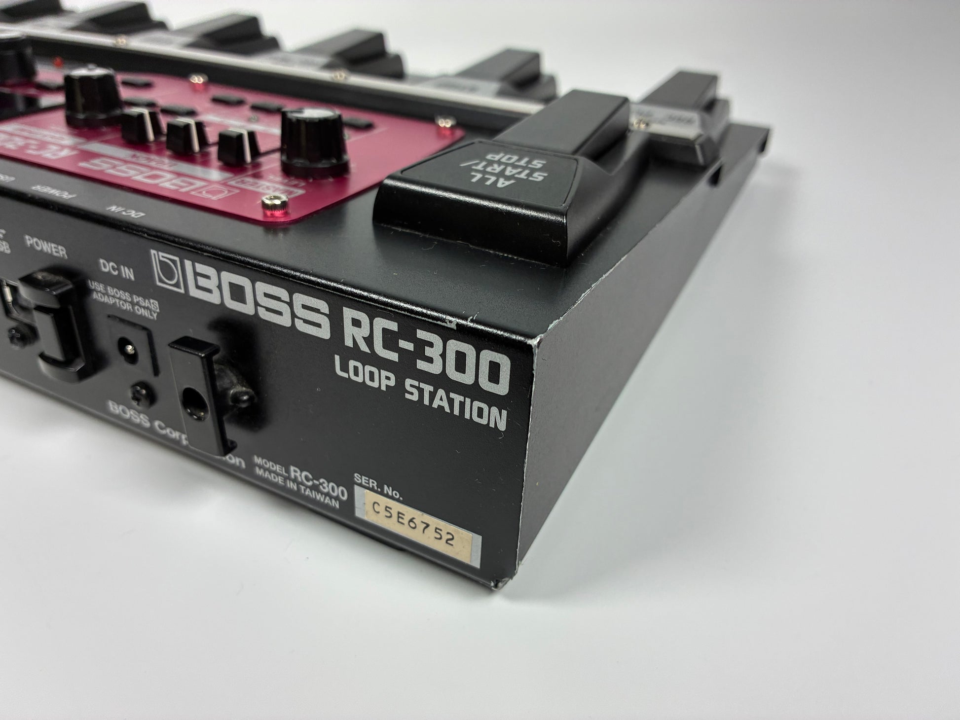 Boss RC-300 Loop Station - Excellent Condition with Power Supply
