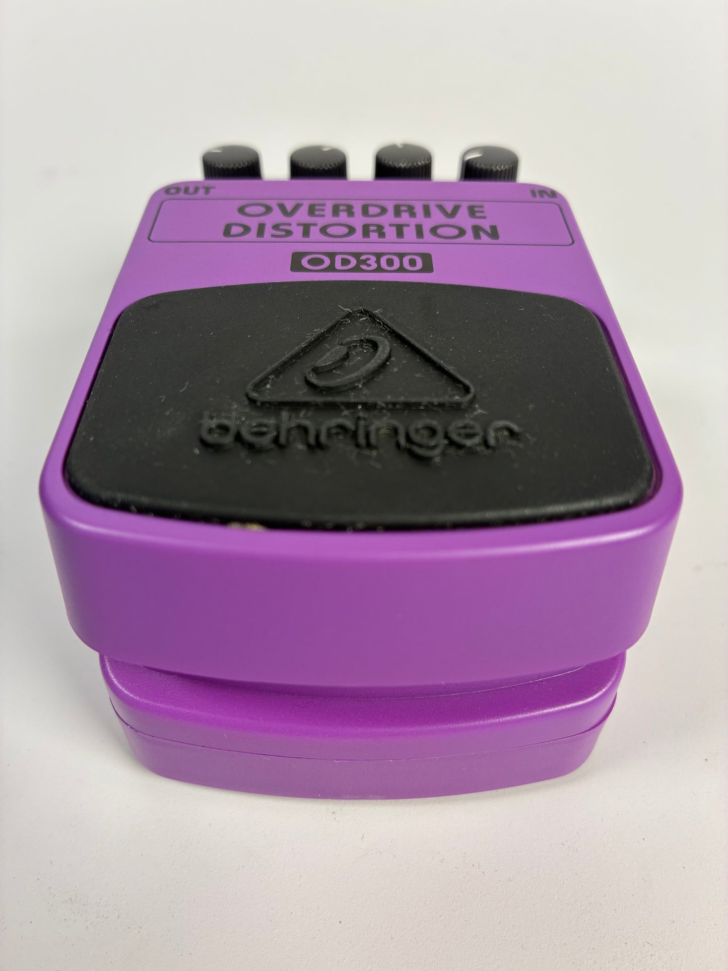 Behringer OD300 Overdrive Distortion Pedal - Excellent Condition with Box  and Documents