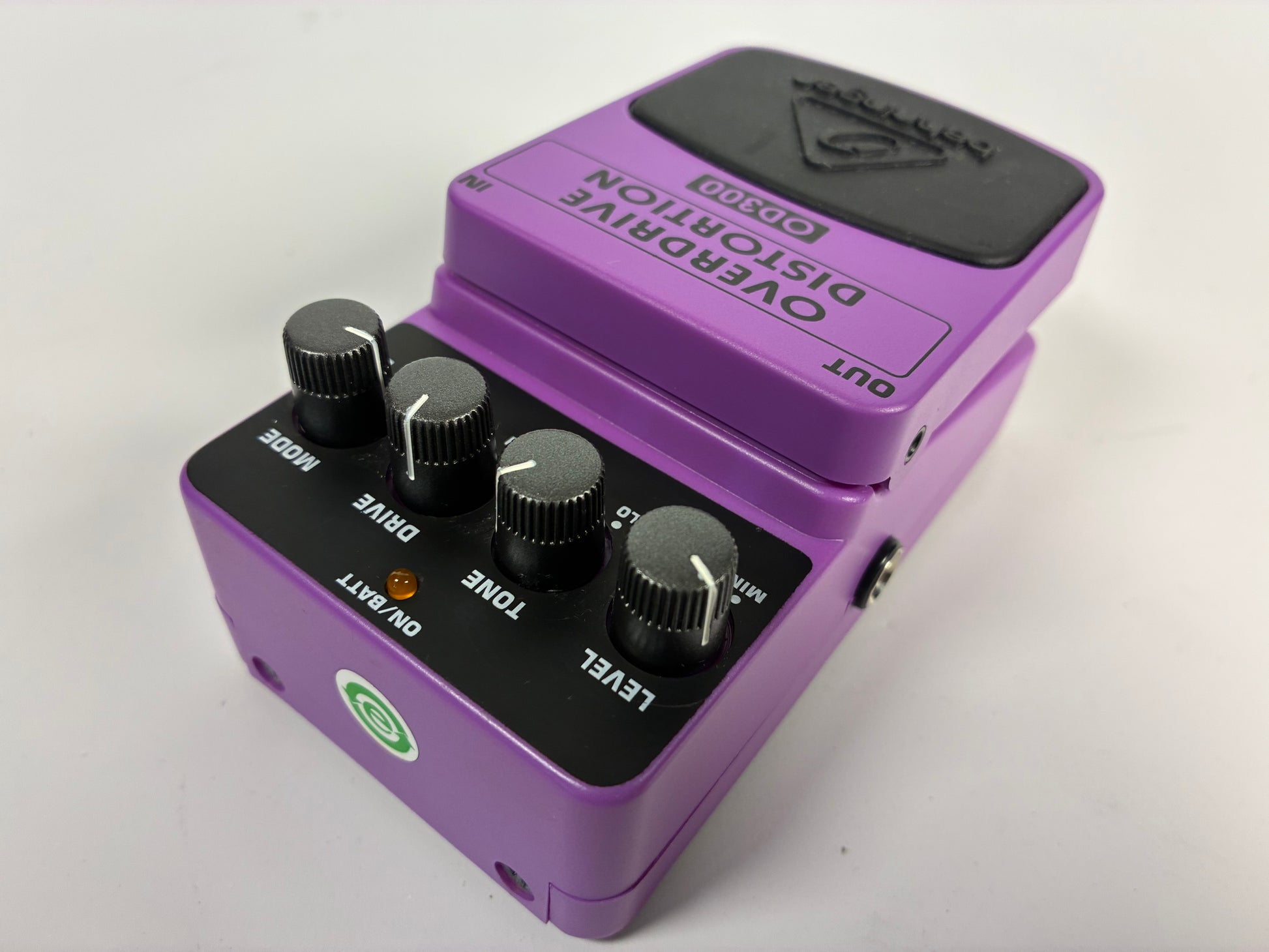 Behringer OD300 Overdrive Distortion Pedal - Excellent Condition with Box  and Documents