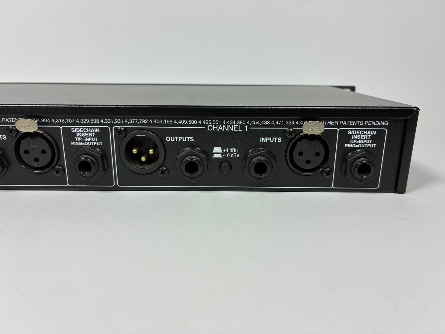 dbx 166XL Stereo Compressor / Limiter / Gate