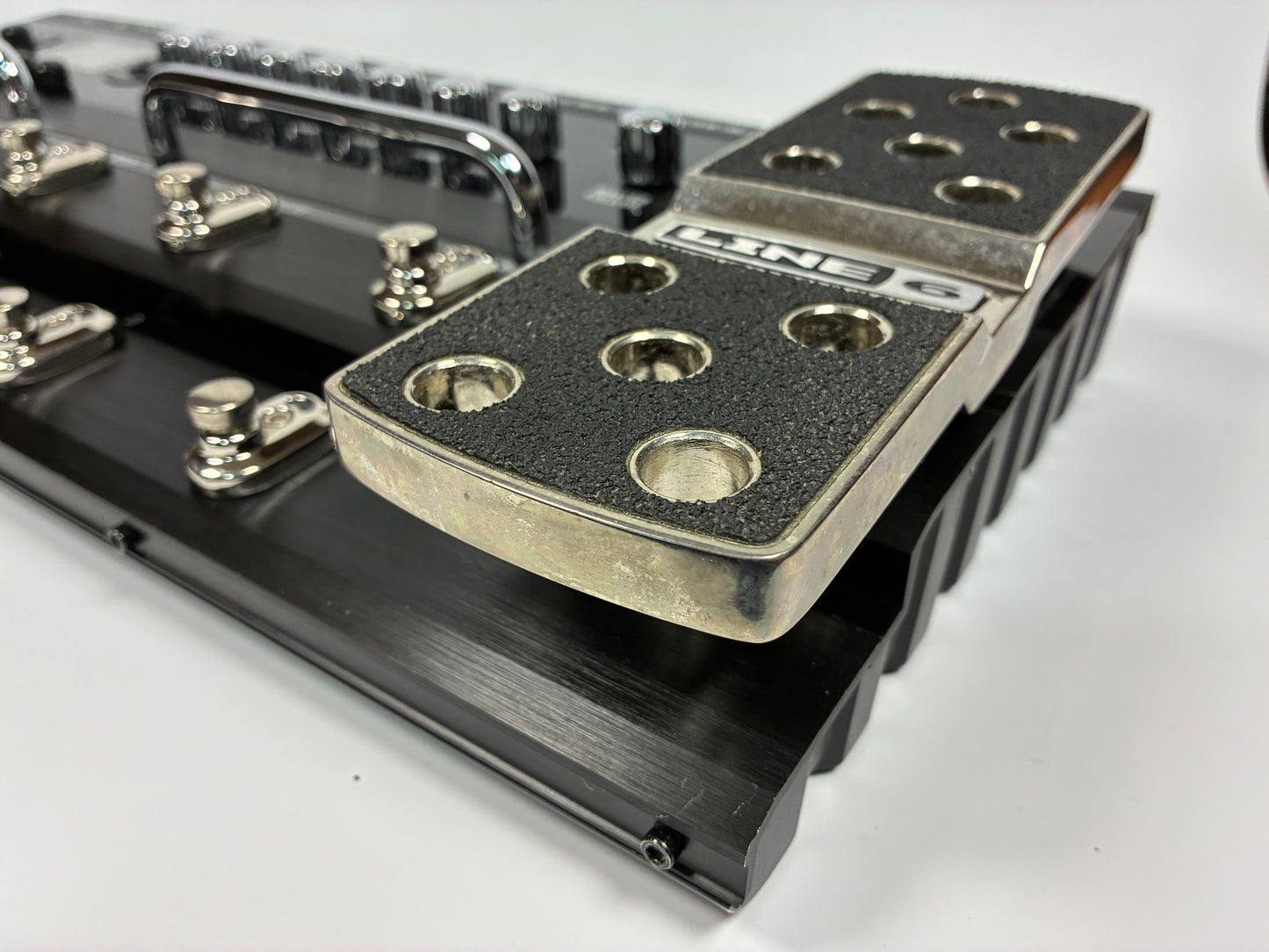 Line 6 POD X3 Live Multi-Effect and Amp Modeler - Excellent Condition with Power Supply & Fitted Bag