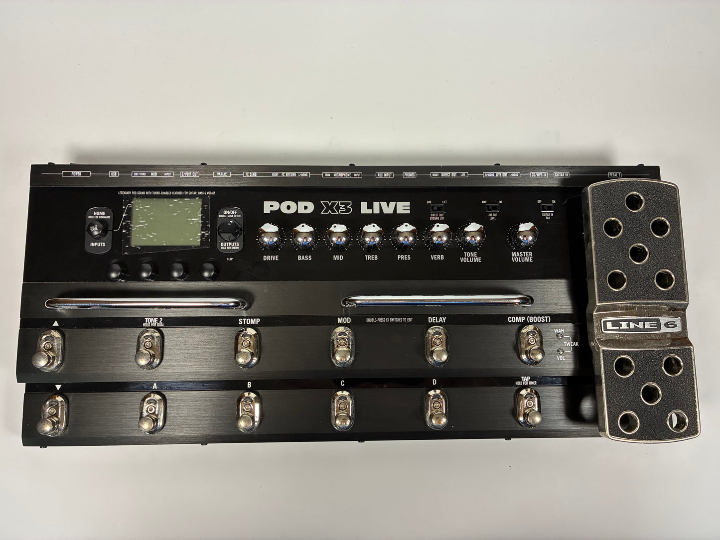 Line 6 POD X3 Live Multi-Effect and Amp Modeler - Excellent Condition with Power Supply & Fitted Bag