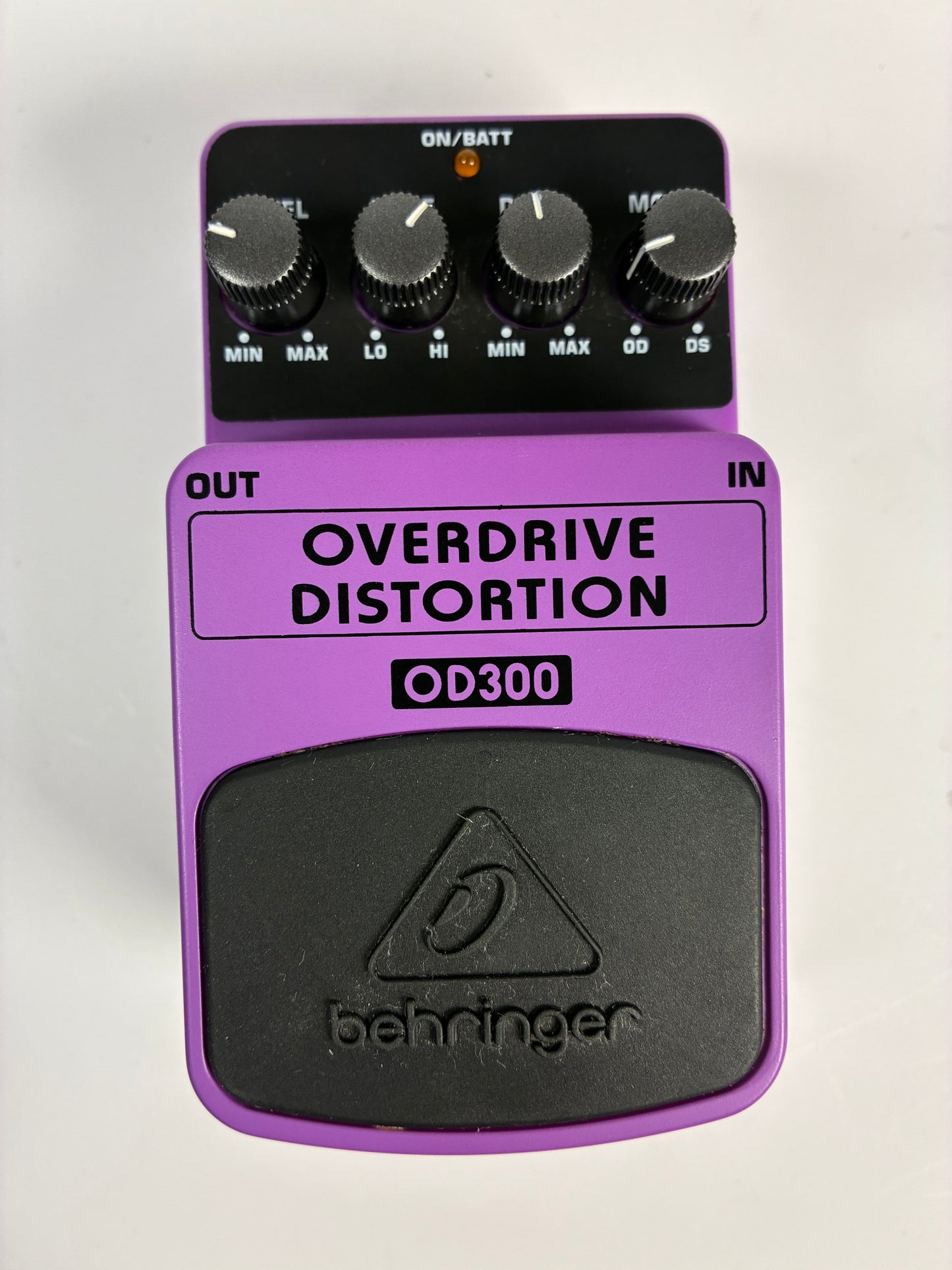 Behringer OD300 Overdrive Distortion Pedal - Excellent Condition with Box  and Documents