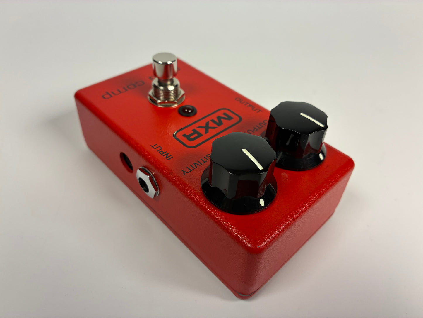 MXR M102 Dyna Comp 1995 - Present - Red