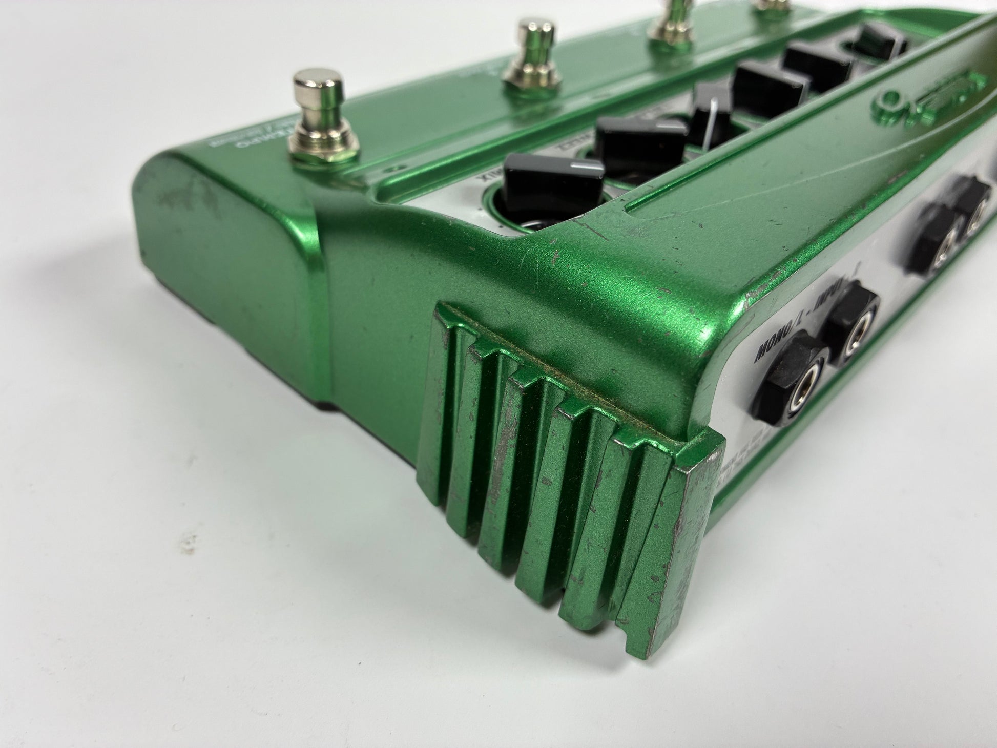 Line 6 DL4 Delay Modeler  - With Power Supply