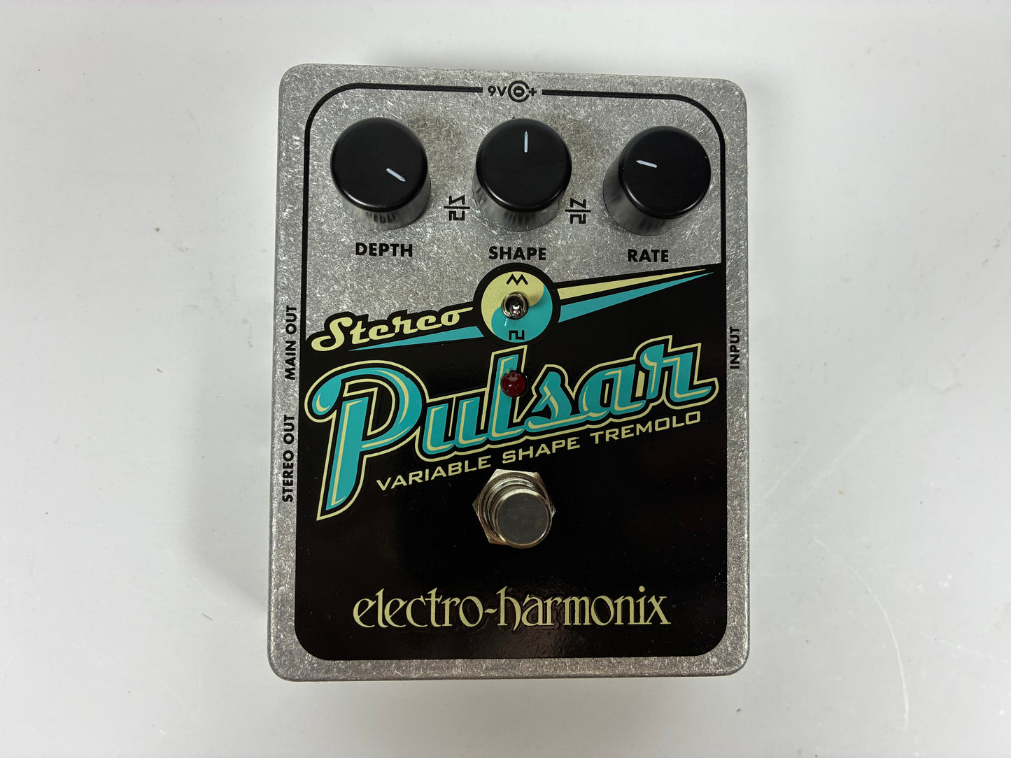 Electro-Harmonix Stereo Pulsar Analog Tremolo - Excellent Condition with Box