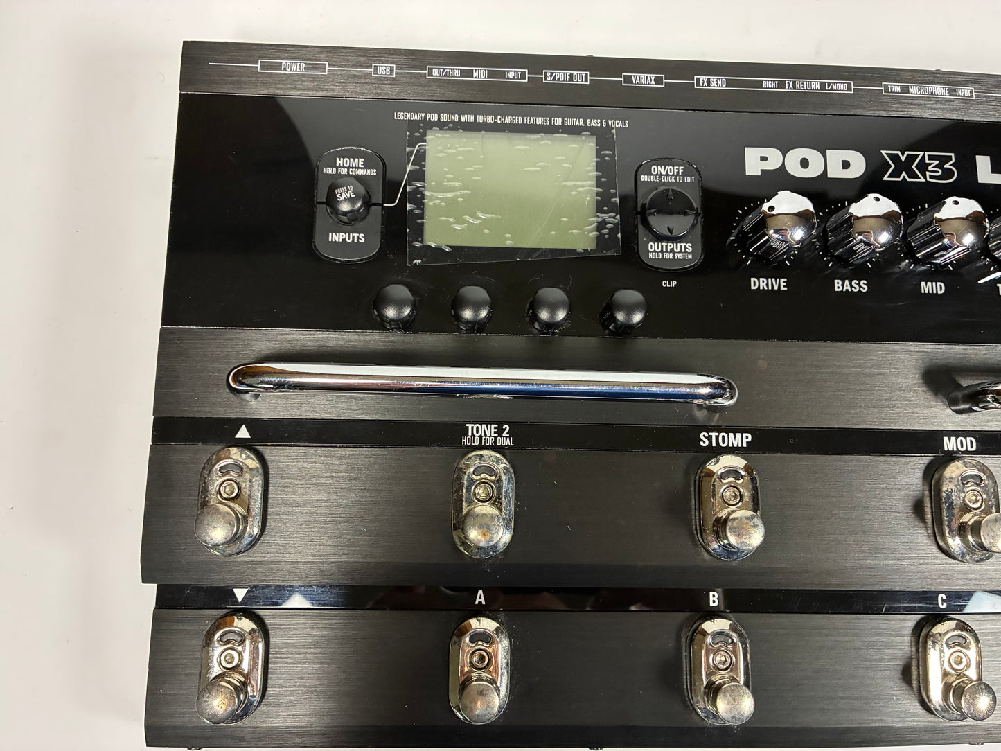Line 6 POD X3 Live Multi-Effect and Amp Modeler - Excellent Condition with Power Supply & Fitted Bag