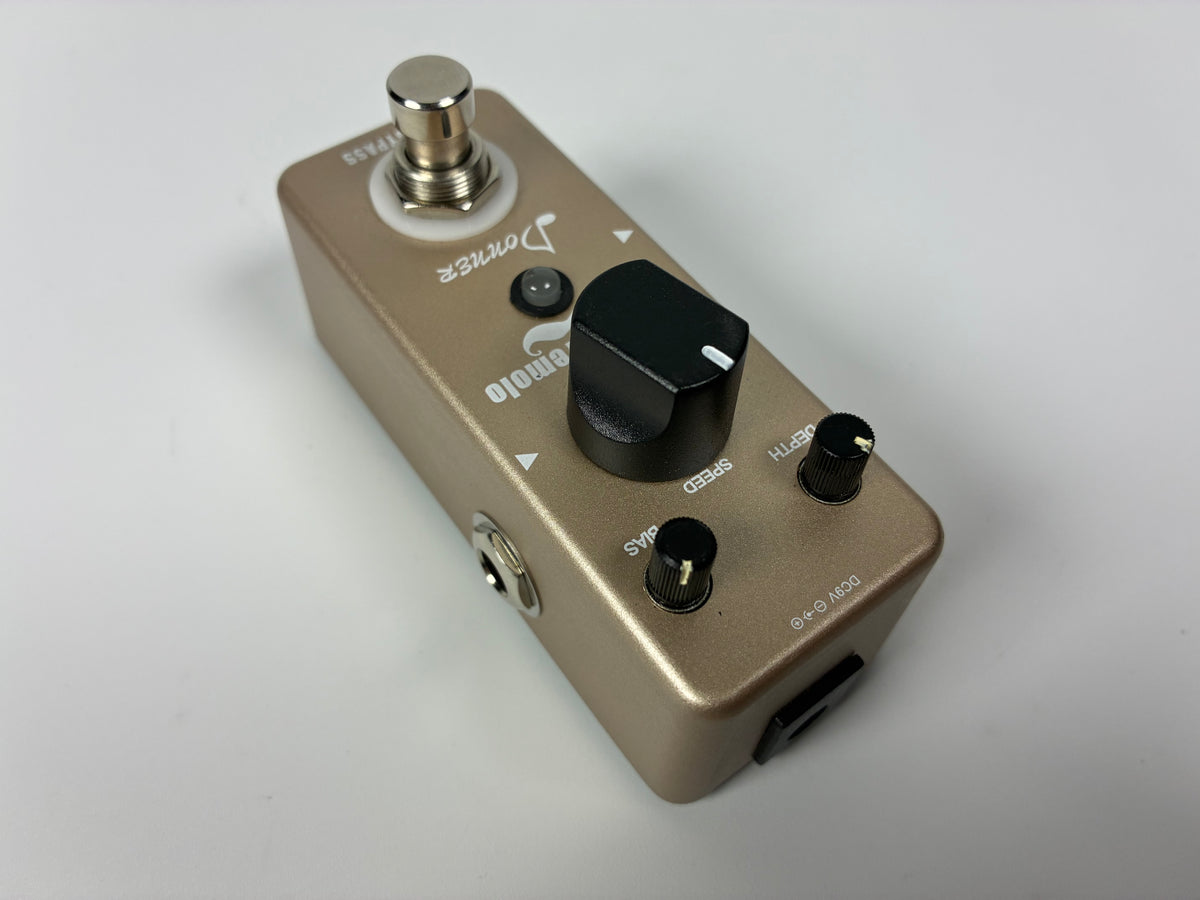 Donner Golden Tremolo - Excellent Condition with Manual