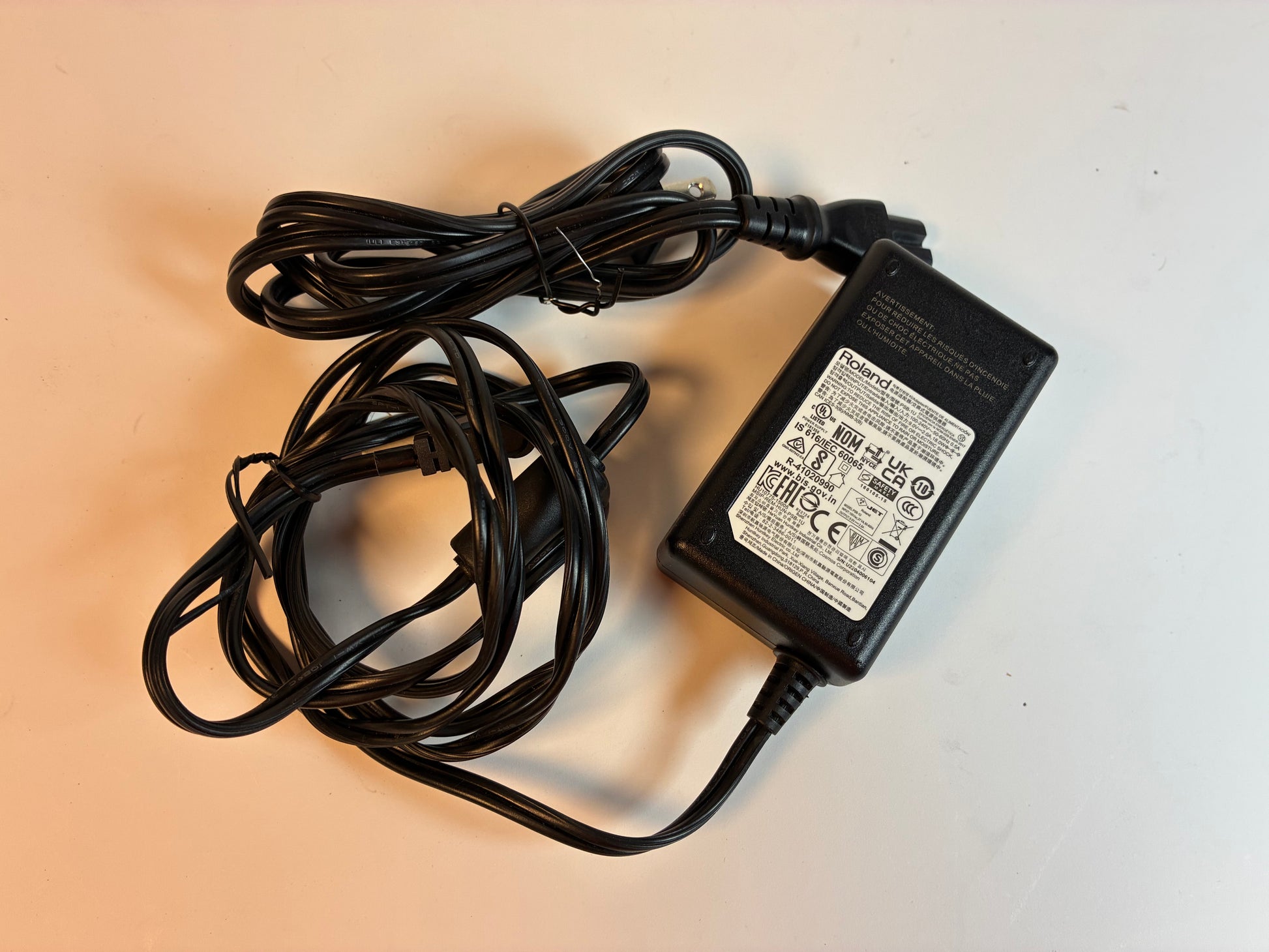 Boss GM-800 Guitar Synthesizer - with Power Supply