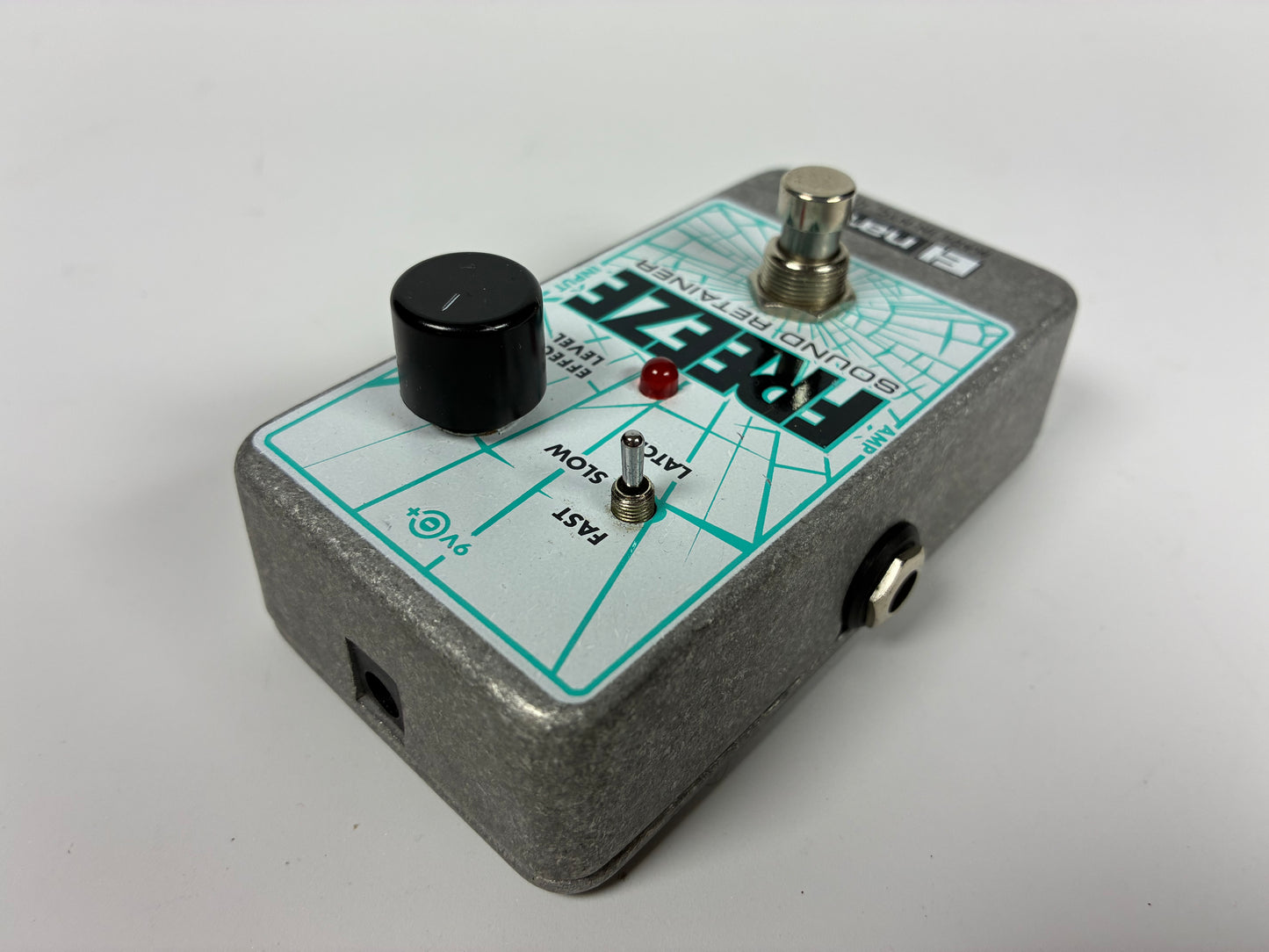 Electro-Harmonix Freeze Nano Sound Retainer Sustain Pedal