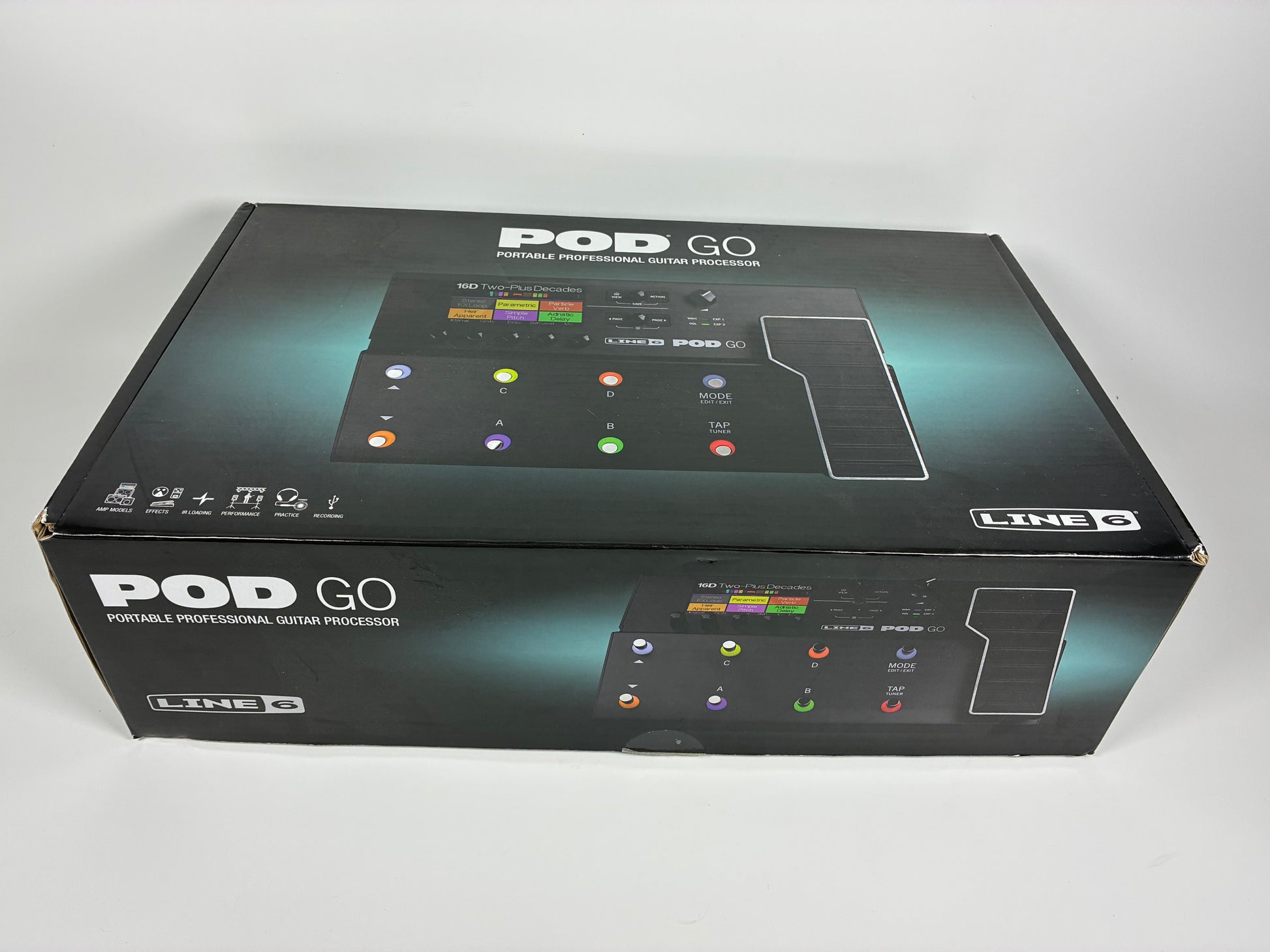 Line 6 POD GO Multi-Effect and Amp Modeler - Excellent Condition with Box, Power Supply and Dust Cover