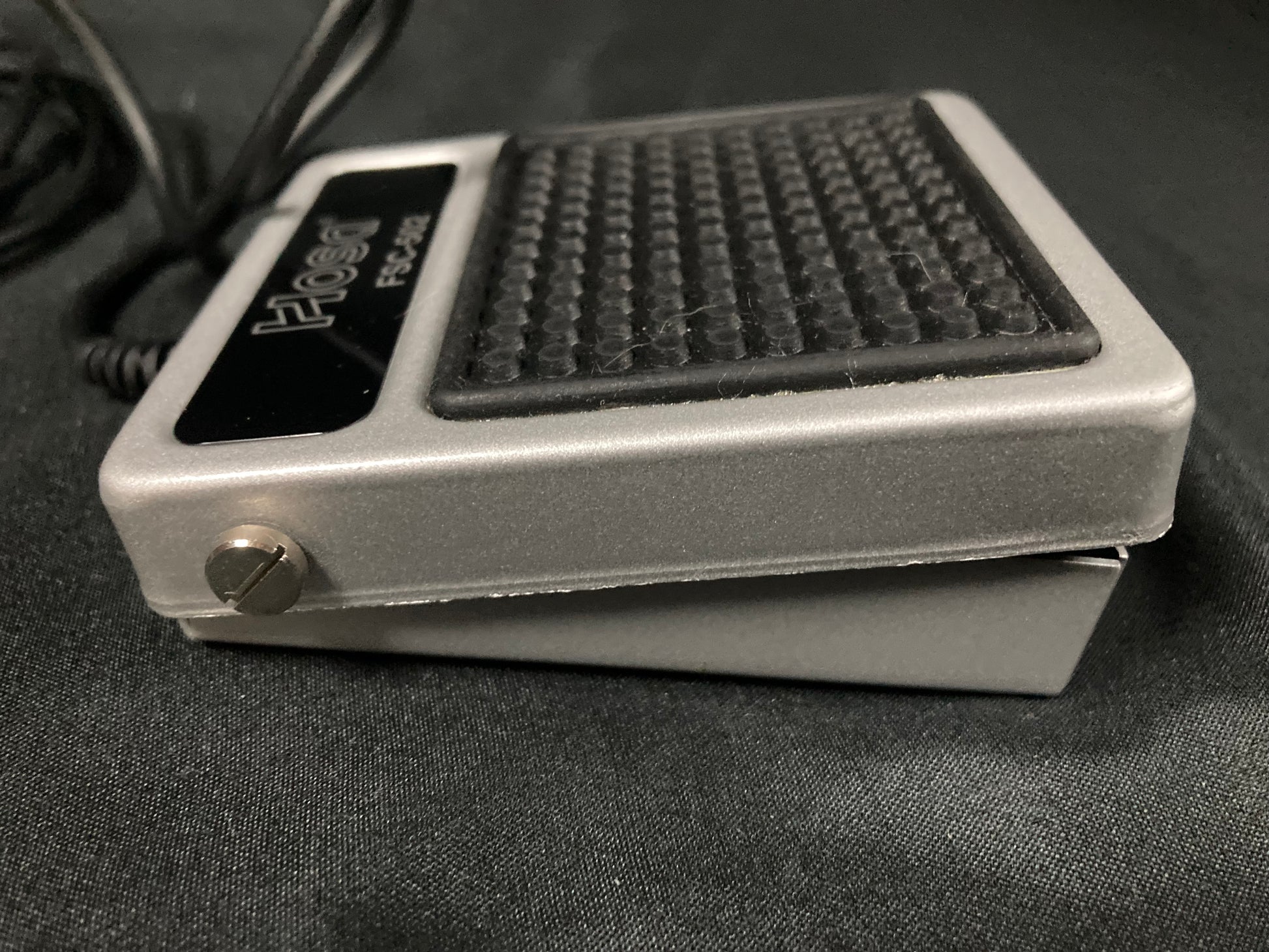 Hosa FSC-502 Momentary Open 1/4 TS Non-Latching Footswitch