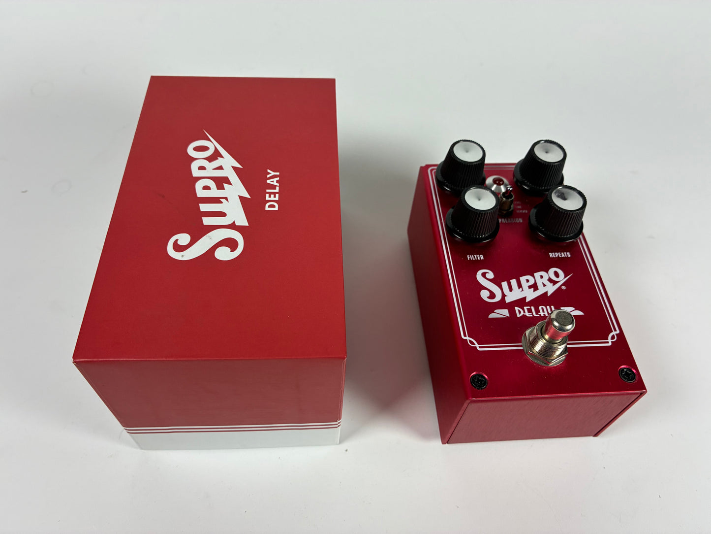 Supro 1313 Analog Delay - Excellent Condition with Box
