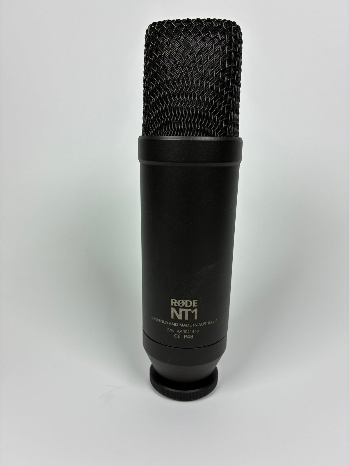 RODE NT1 Large Diaphragm Cardioid Condenser Microphone - Excellent condition