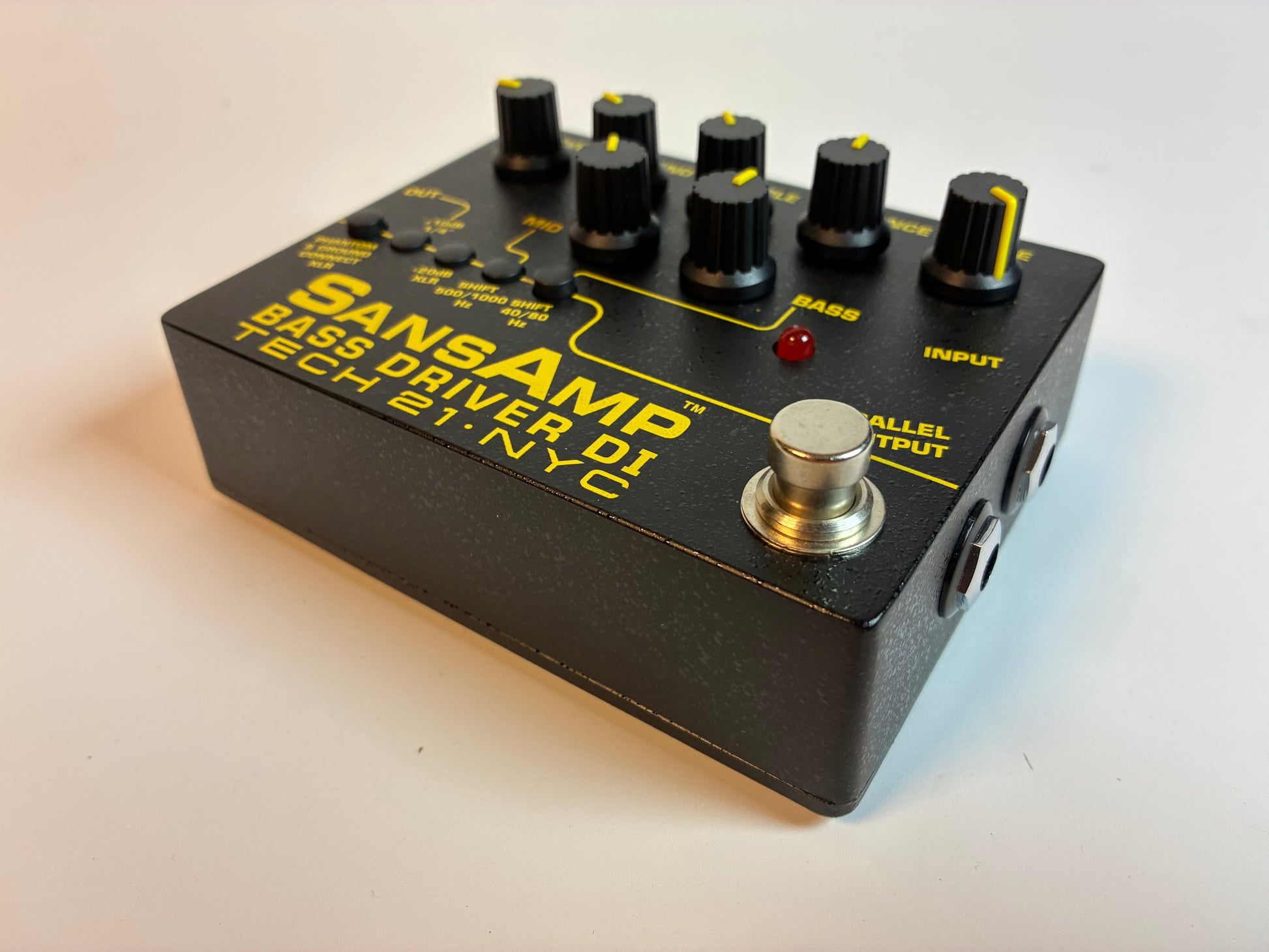 Tech 21 Sansamp Bass Driver D.I. V2 - Excellent Condition with Box and Documents