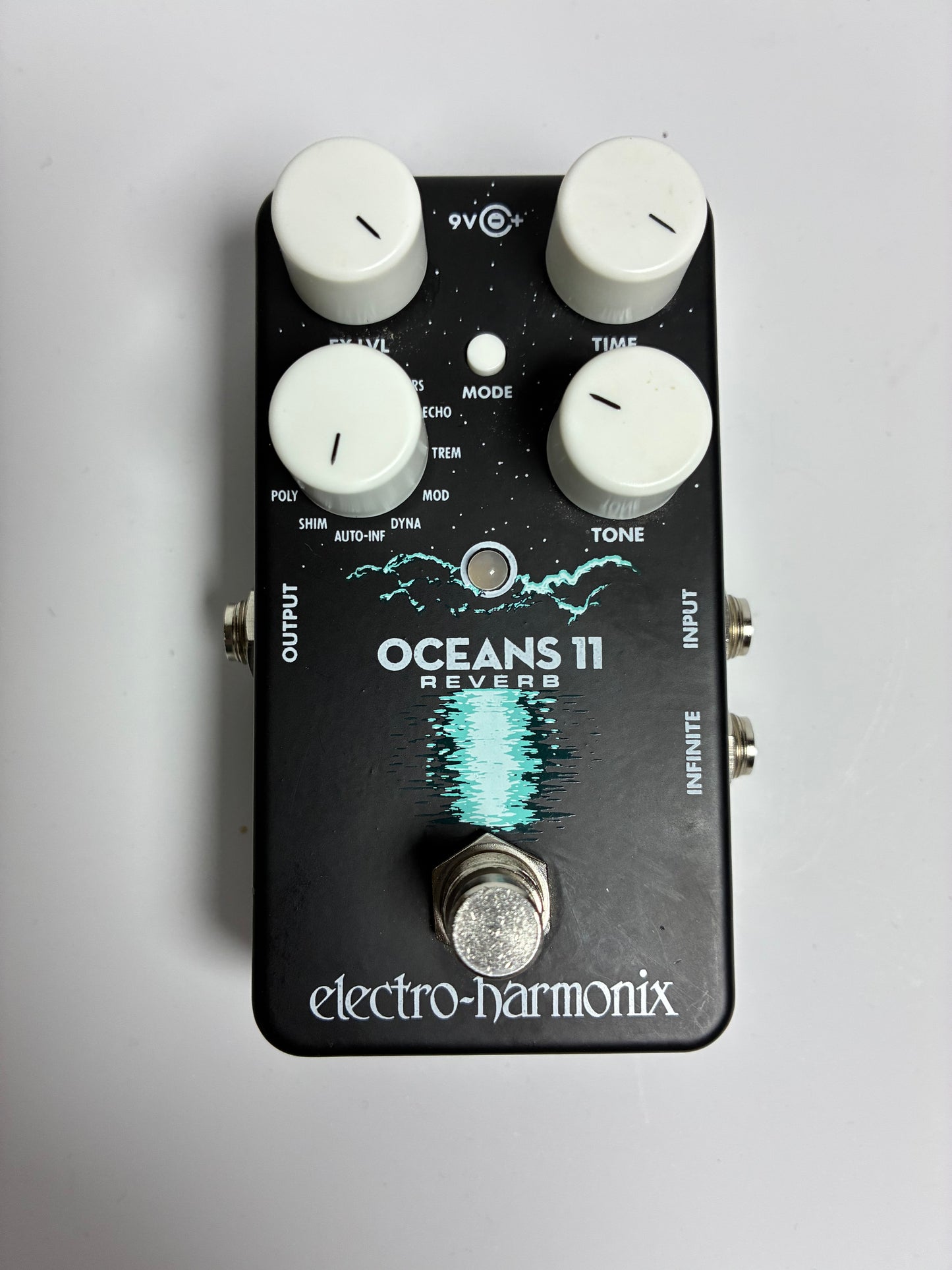 Electro-Harmonix Oceans 11 Reverb - Excellent Condition with Box