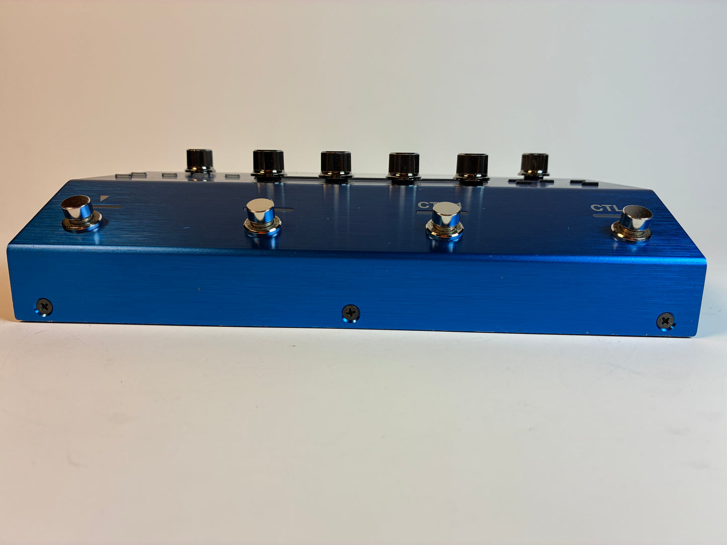 Boss GM-800 Guitar Synthesizer - with Power Supply