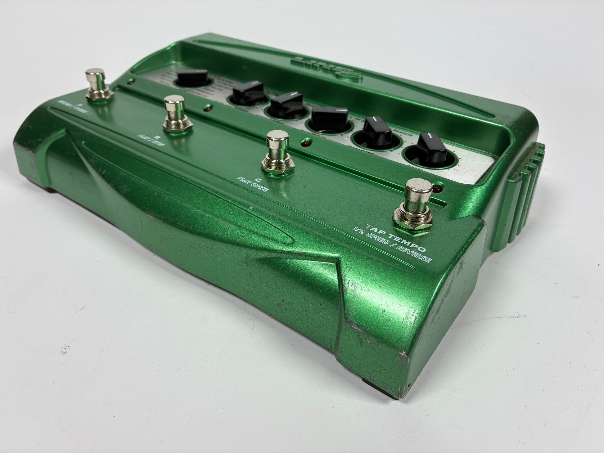 Line 6 DL4 Delay Modeler  - With Power Supply