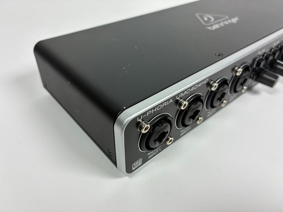Behringer U-Phoria UMC404HD 4x4 USB Audio Interface