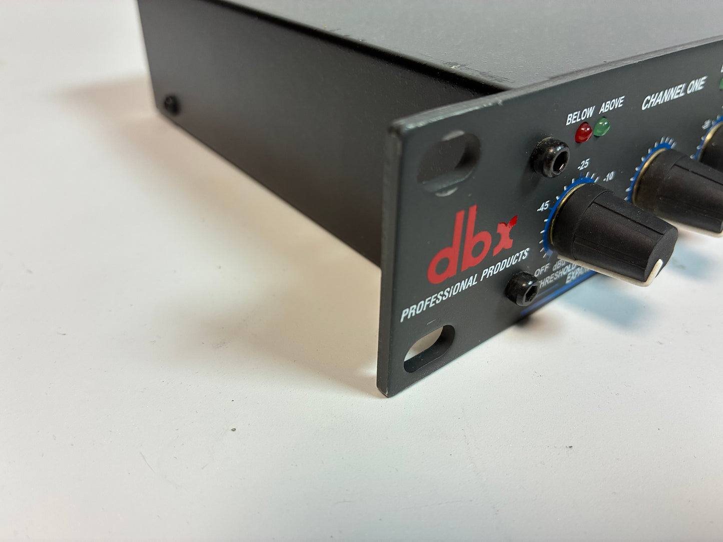dbx 166XL Stereo Compressor / Limiter / Gate - Excellent Condition