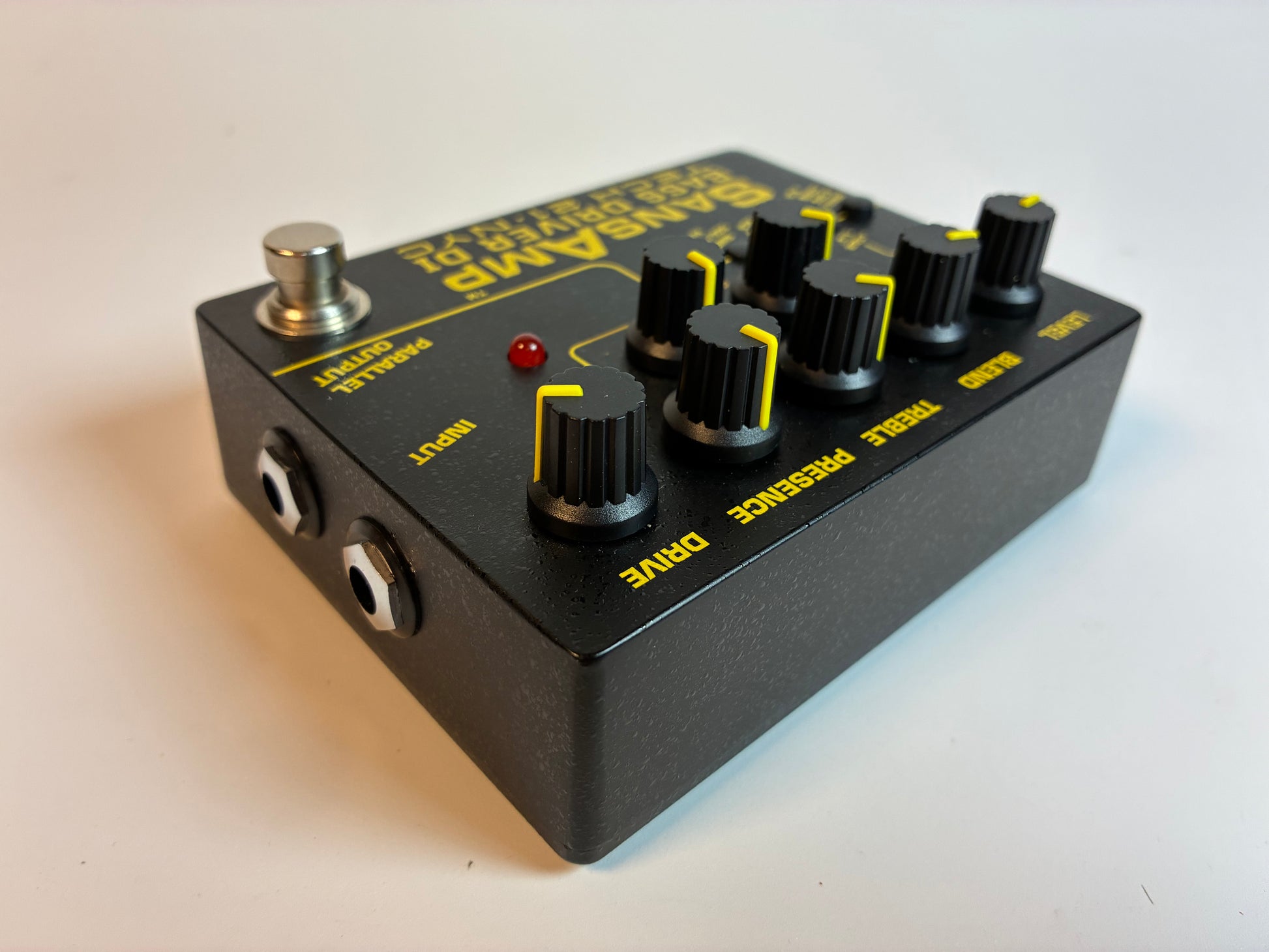 Tech 21 Sansamp Bass Driver D.I. V2 - Excellent Condition with Box and Documents