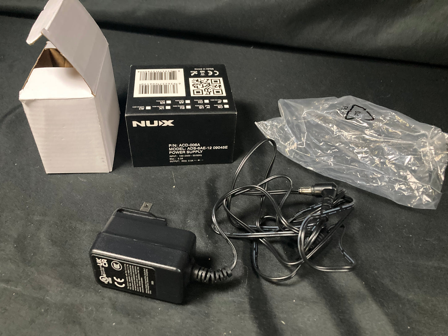 NuX ACD-006A Pedal Power Supply 2010s - Black