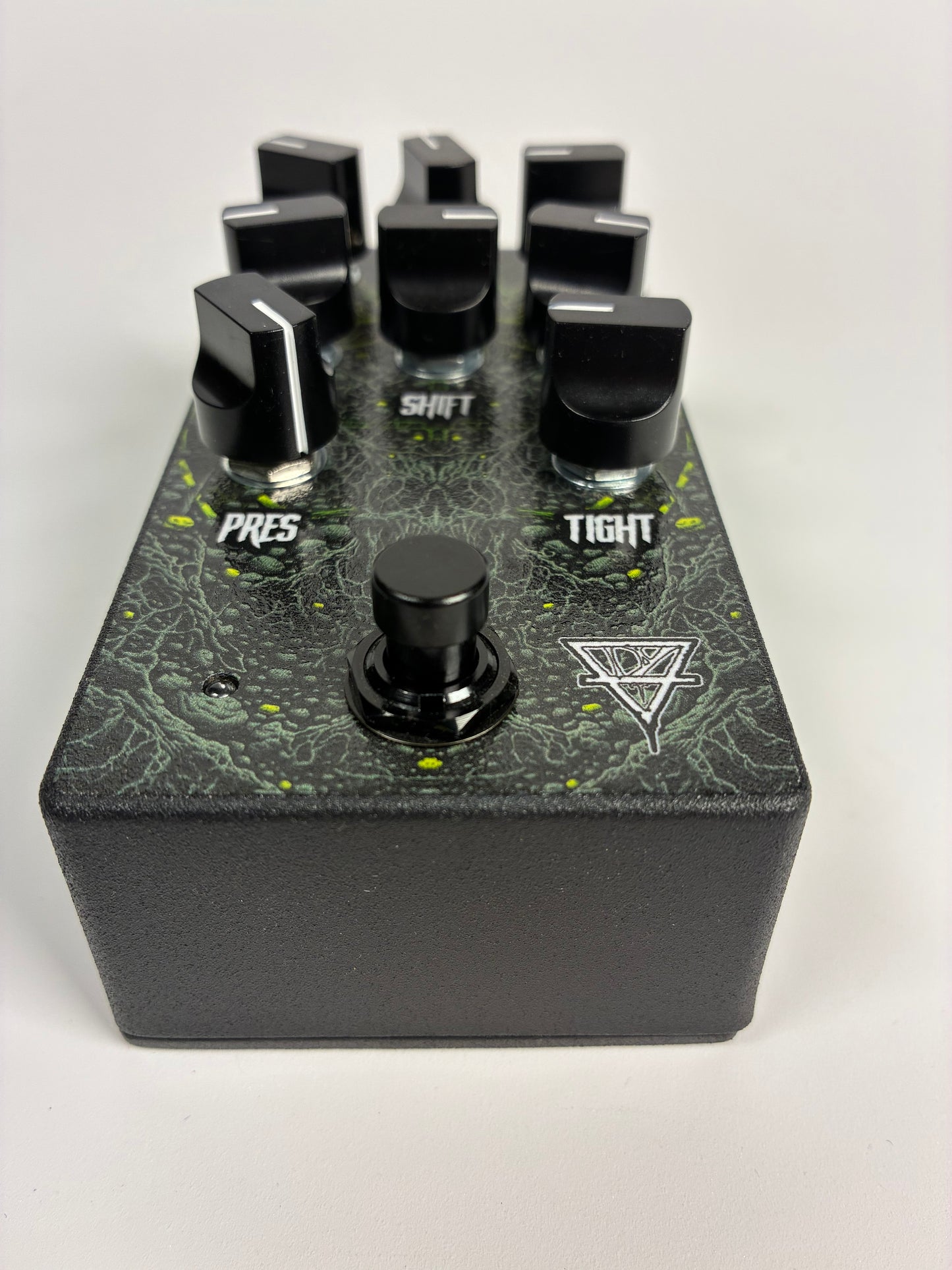 This Heavy Earth Fleshrot V2 - Like New with Box and Documents