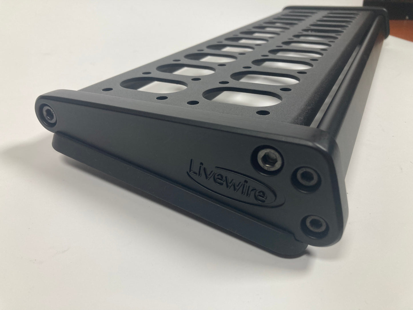 Livewire PB300 Club Pedalboard With Soft Case