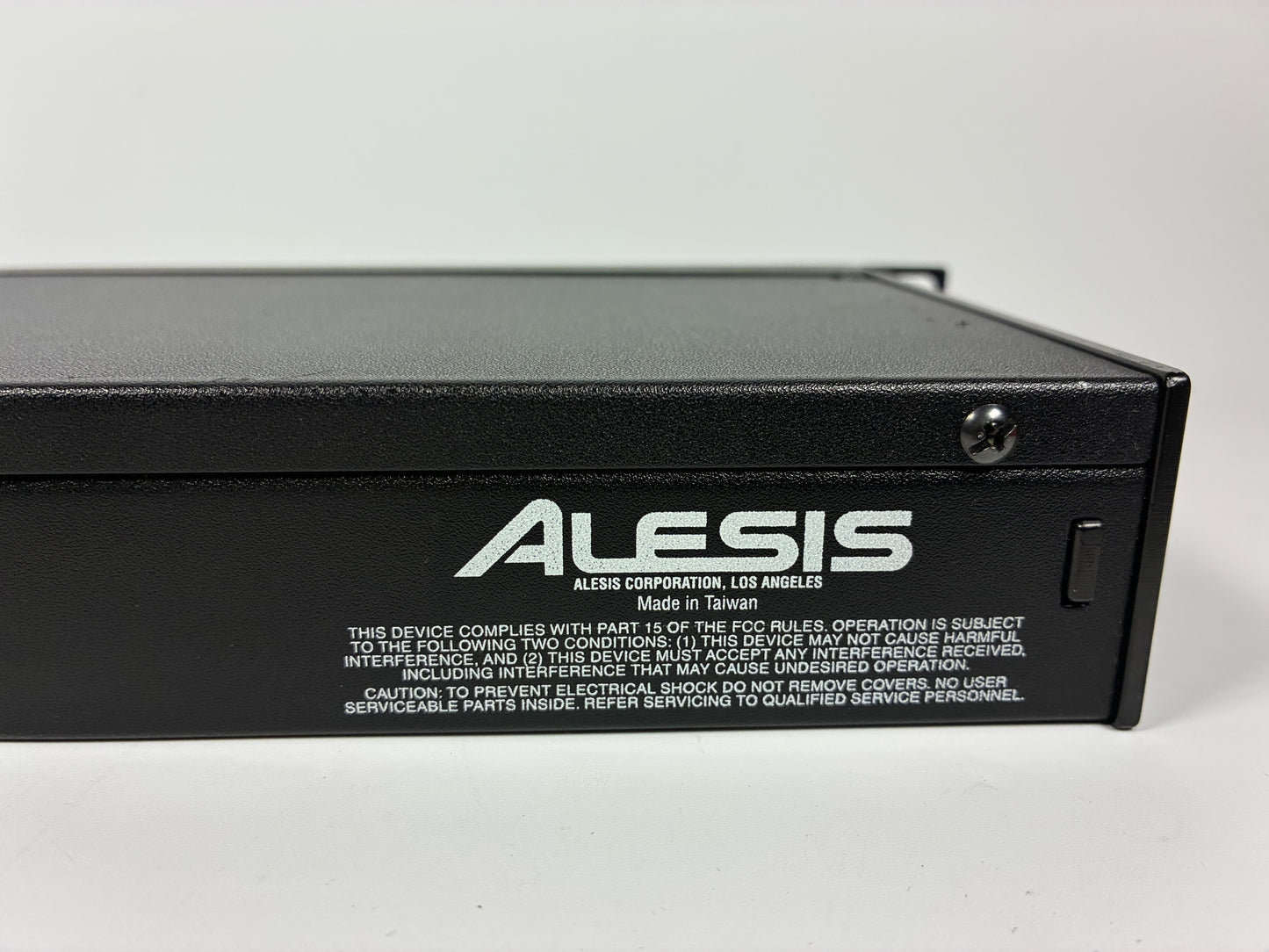 Alesis Midiverb 4 - Excellent Condition with Power Supply