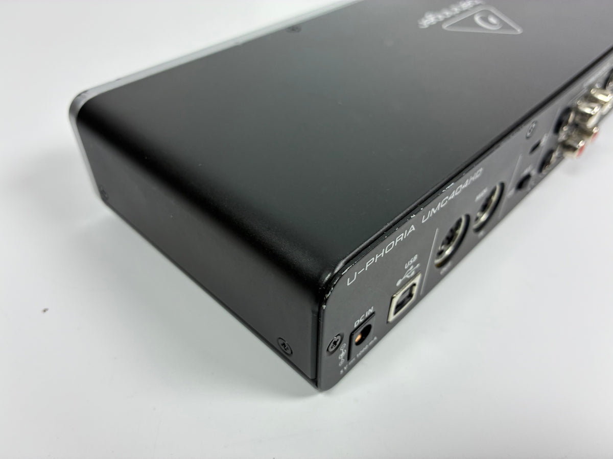 Behringer U-Phoria UMC404HD 4x4 USB Audio Interface