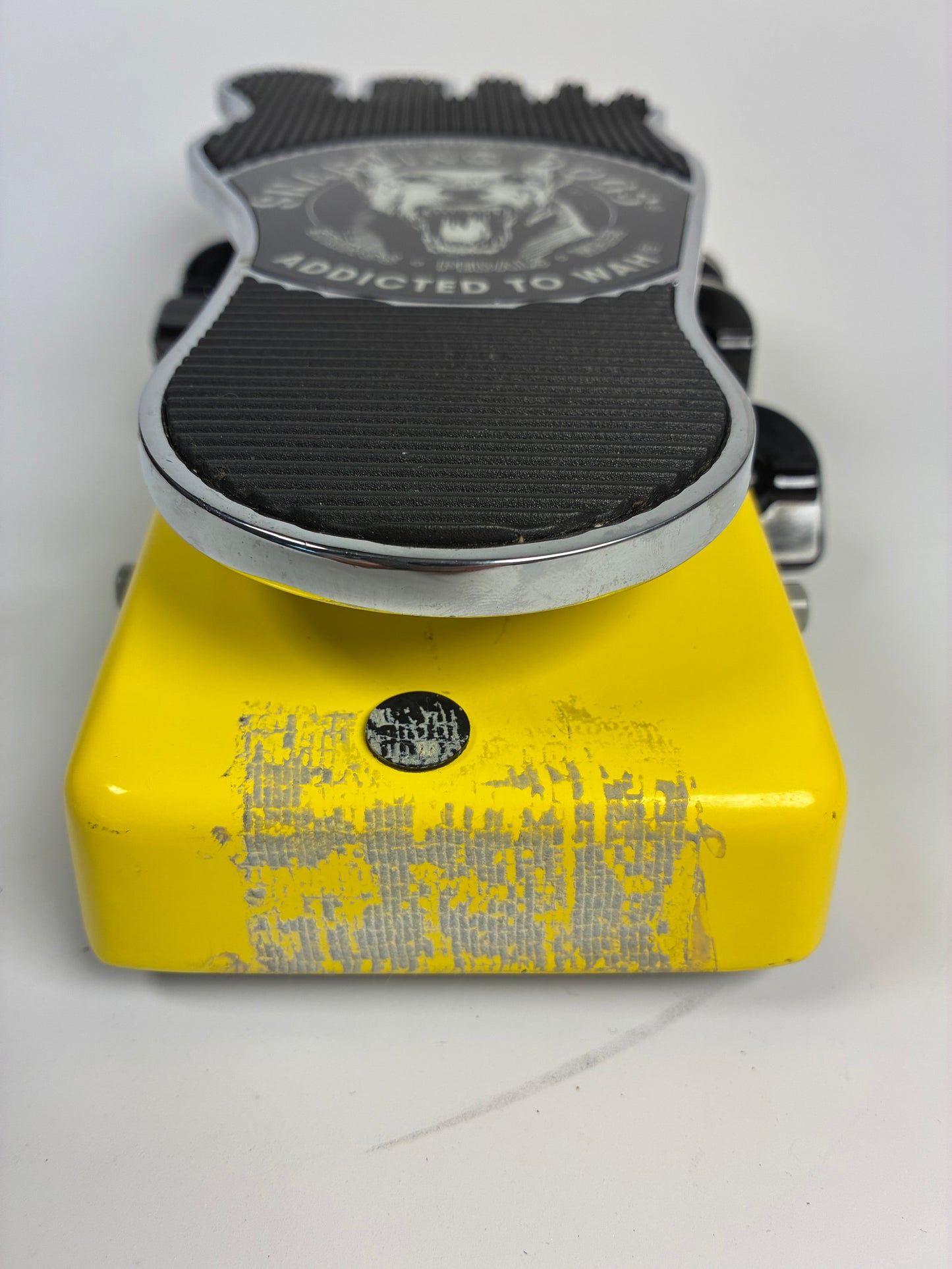Snarling Dogs Mold Spore Wah 1990s - Yellow
