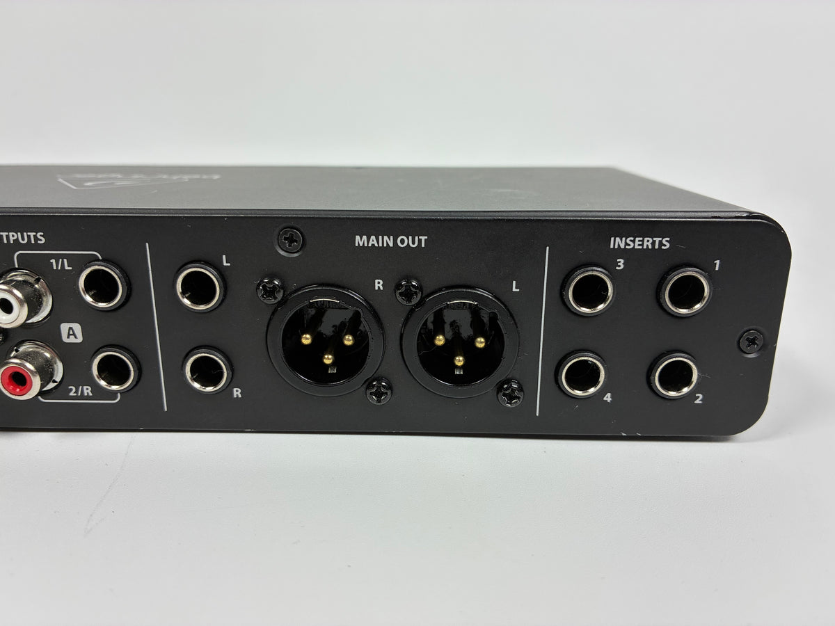 Behringer U-Phoria UMC404HD 4x4 USB Audio Interface