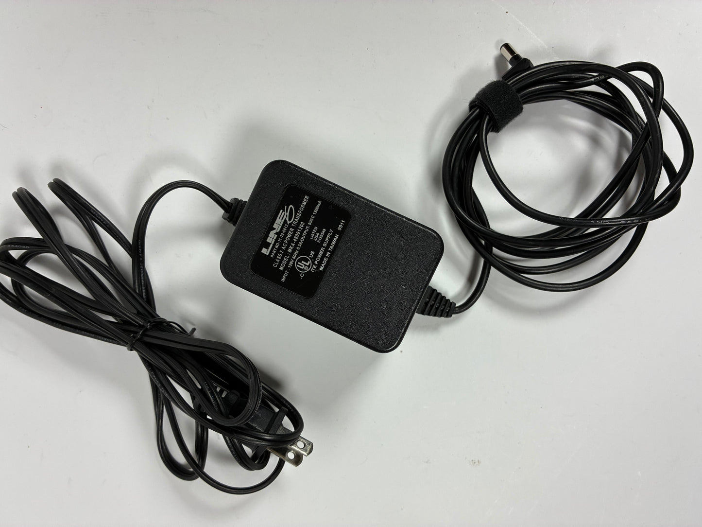 Line 6 DL4 Delay Modeler  - With Power Supply