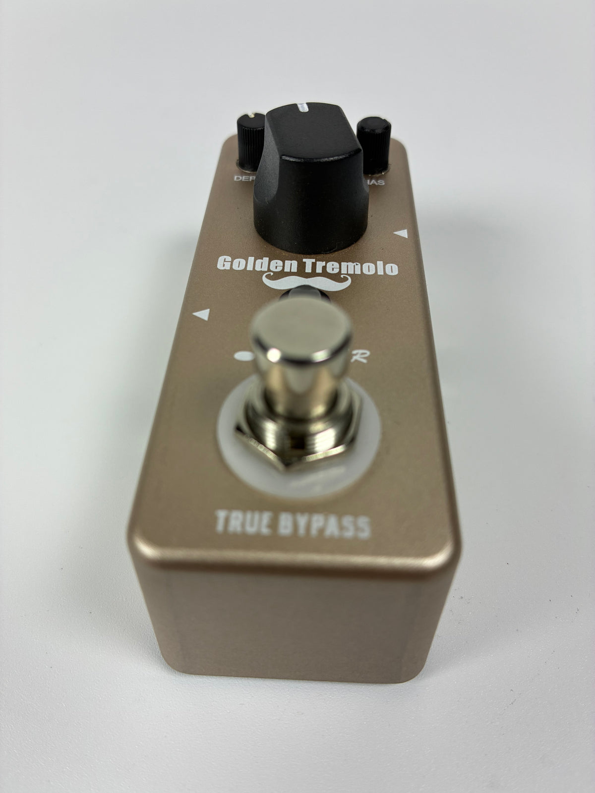 Donner Golden Tremolo - Excellent Condition with Manual