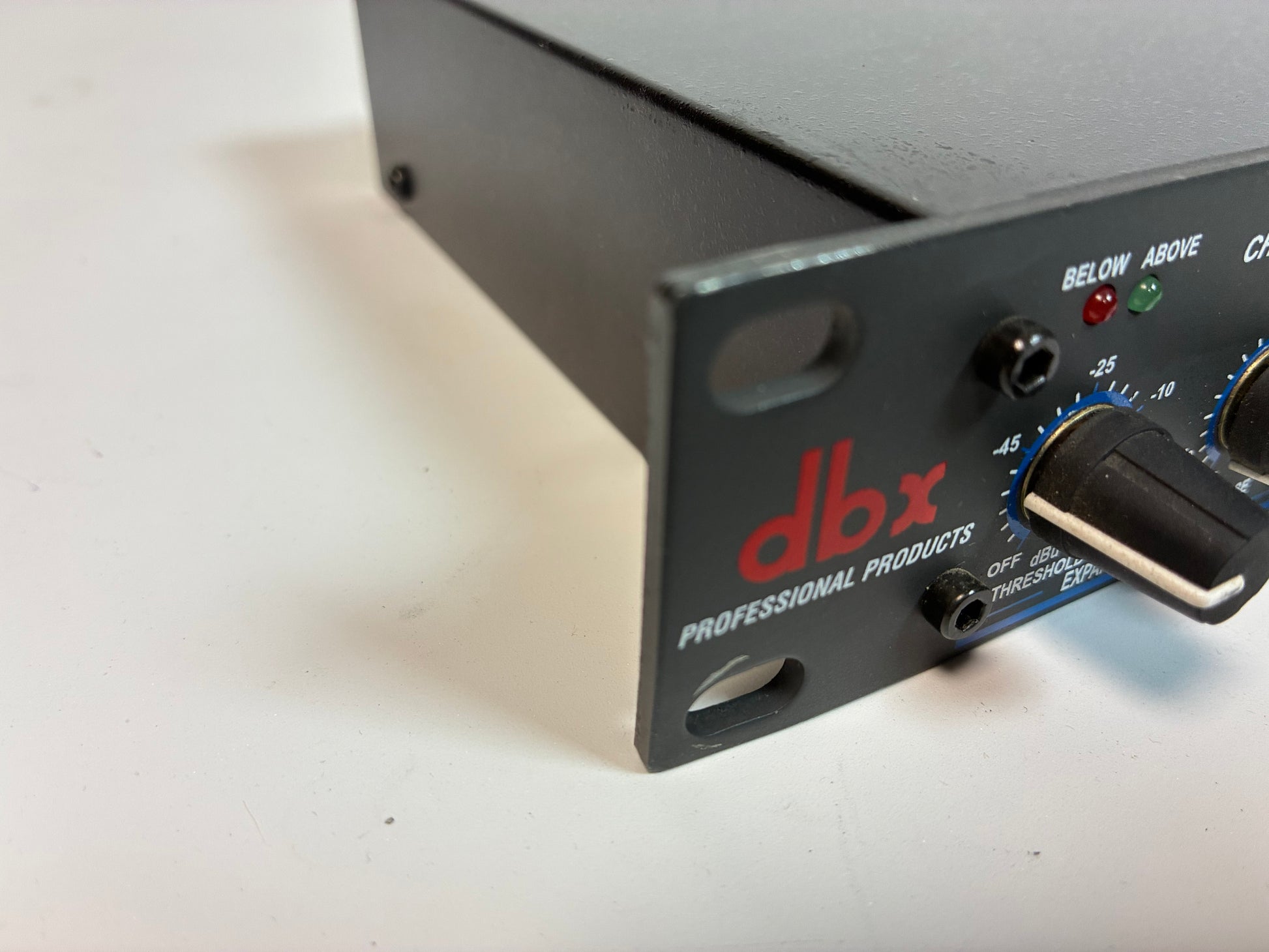 dbx 166XL Stereo Compressor / Limiter / Gate - Excellent Condition