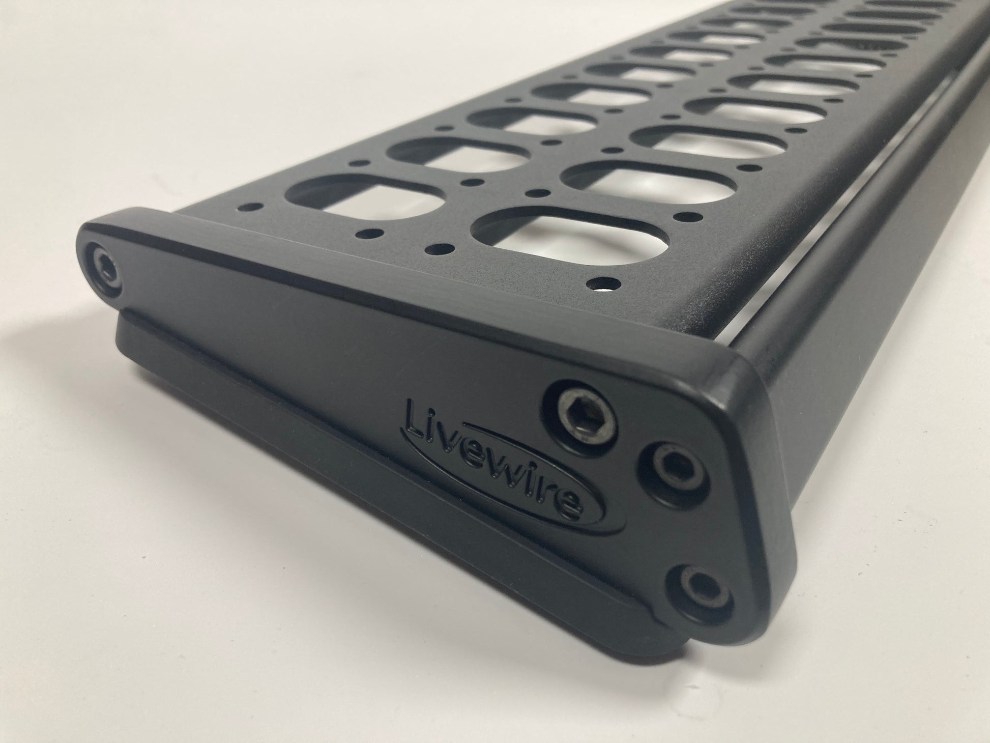 Livewire PB300 Club Pedalboard With Soft Case
