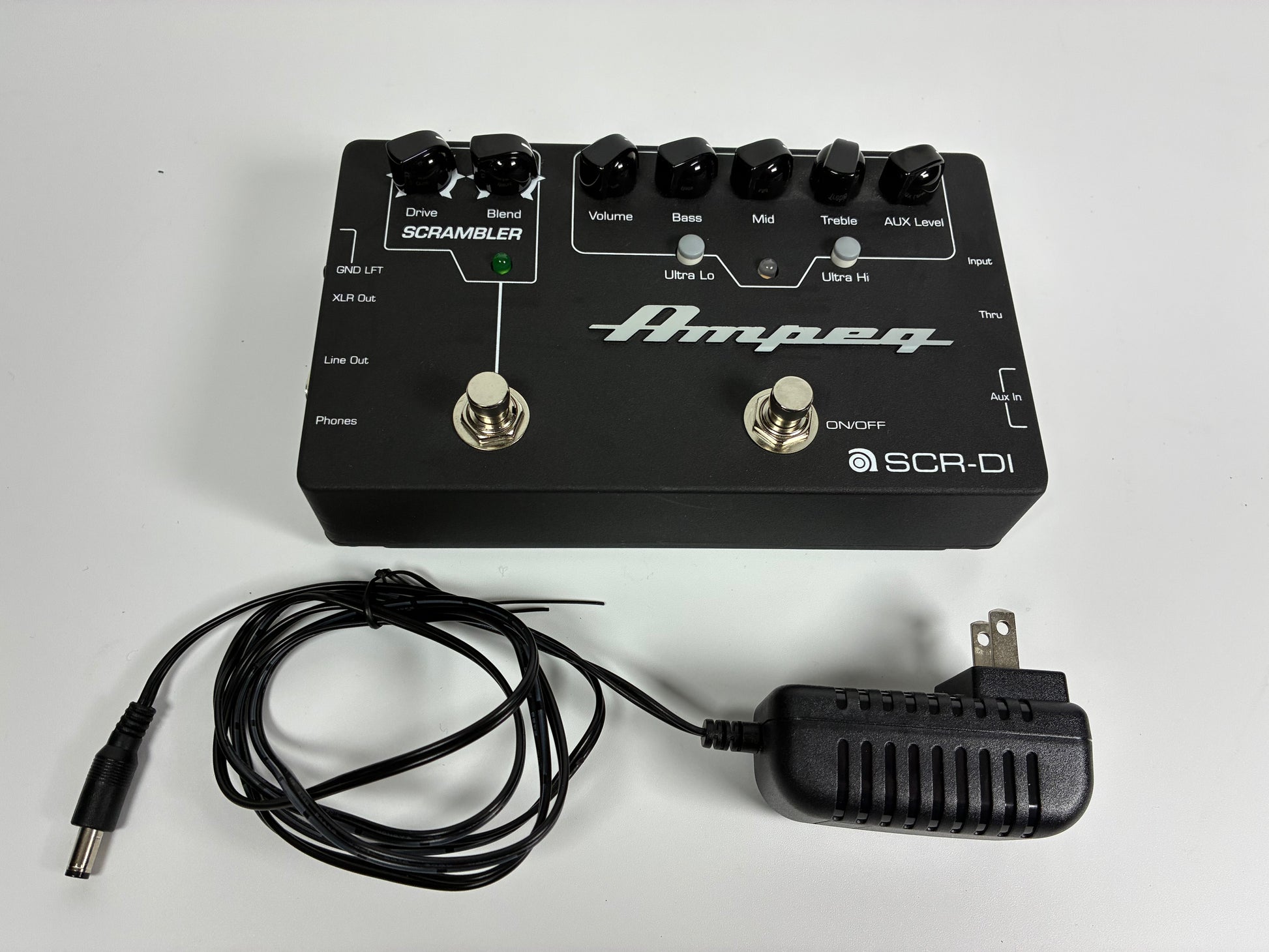 Ampeg SCRGÇæDI Bass DI Preamp with Scrambler Overdrive  - Excellent Condition with Power Supply